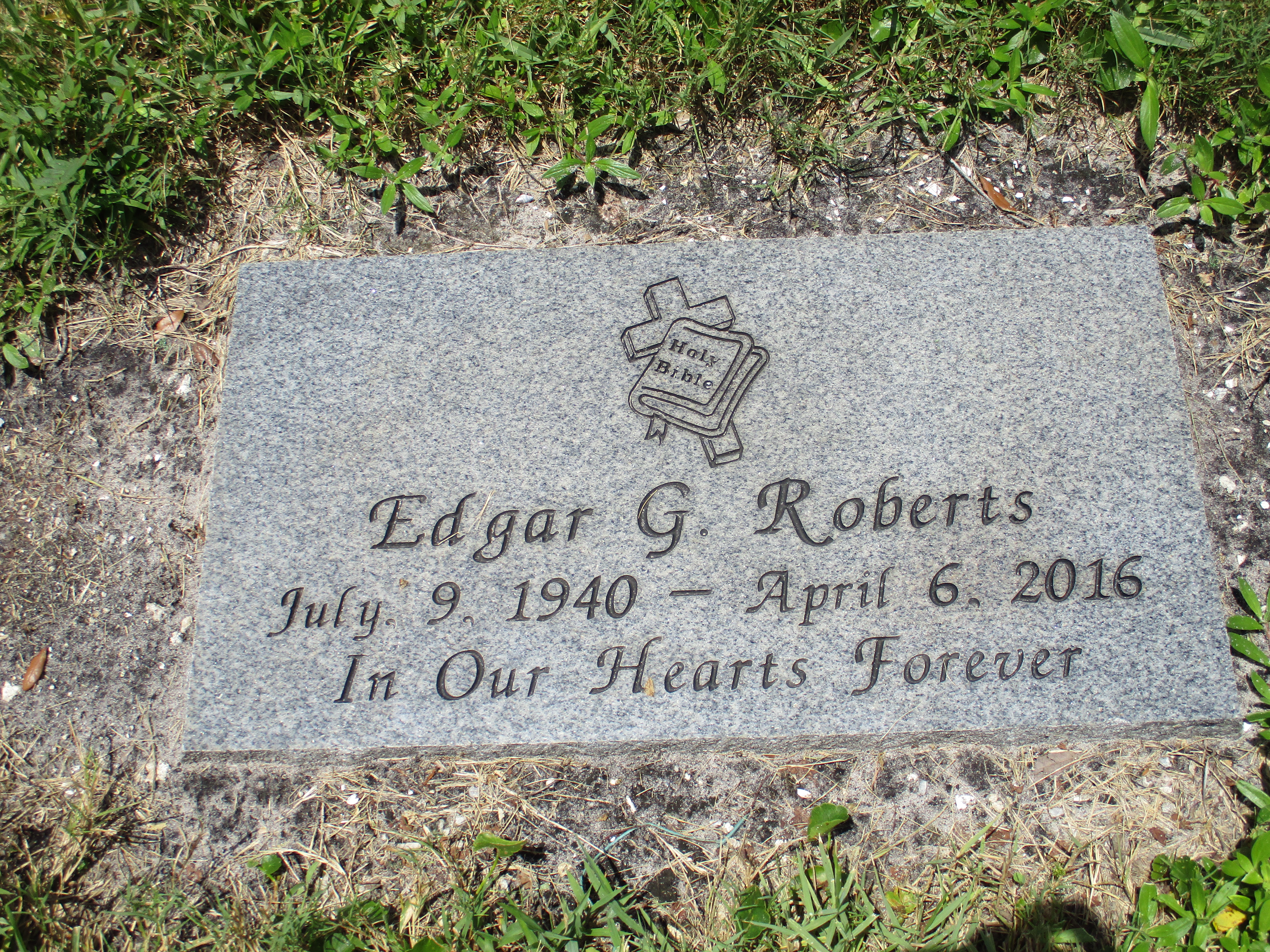 Edgar G Roberts