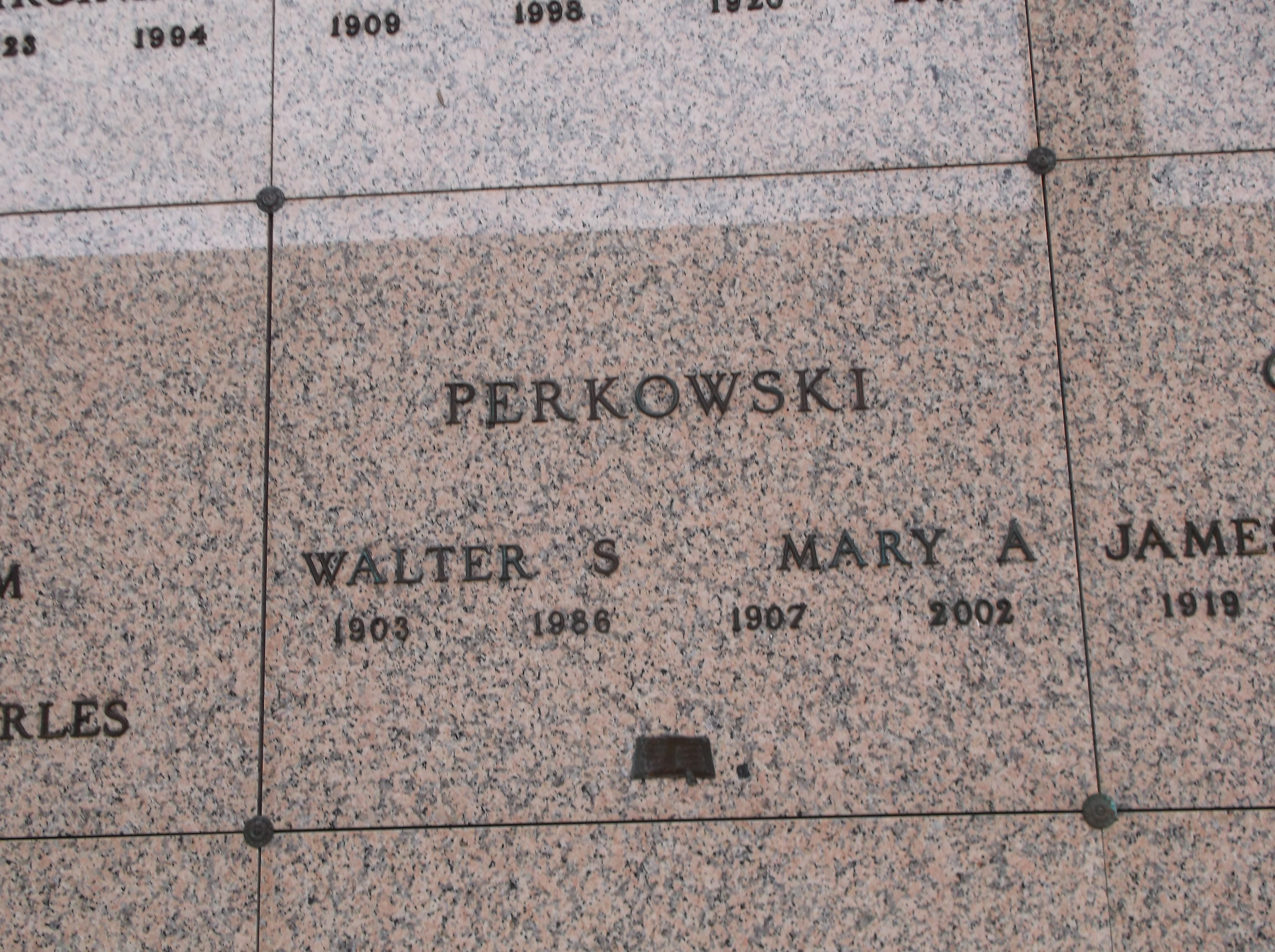 Walter S Perkowski