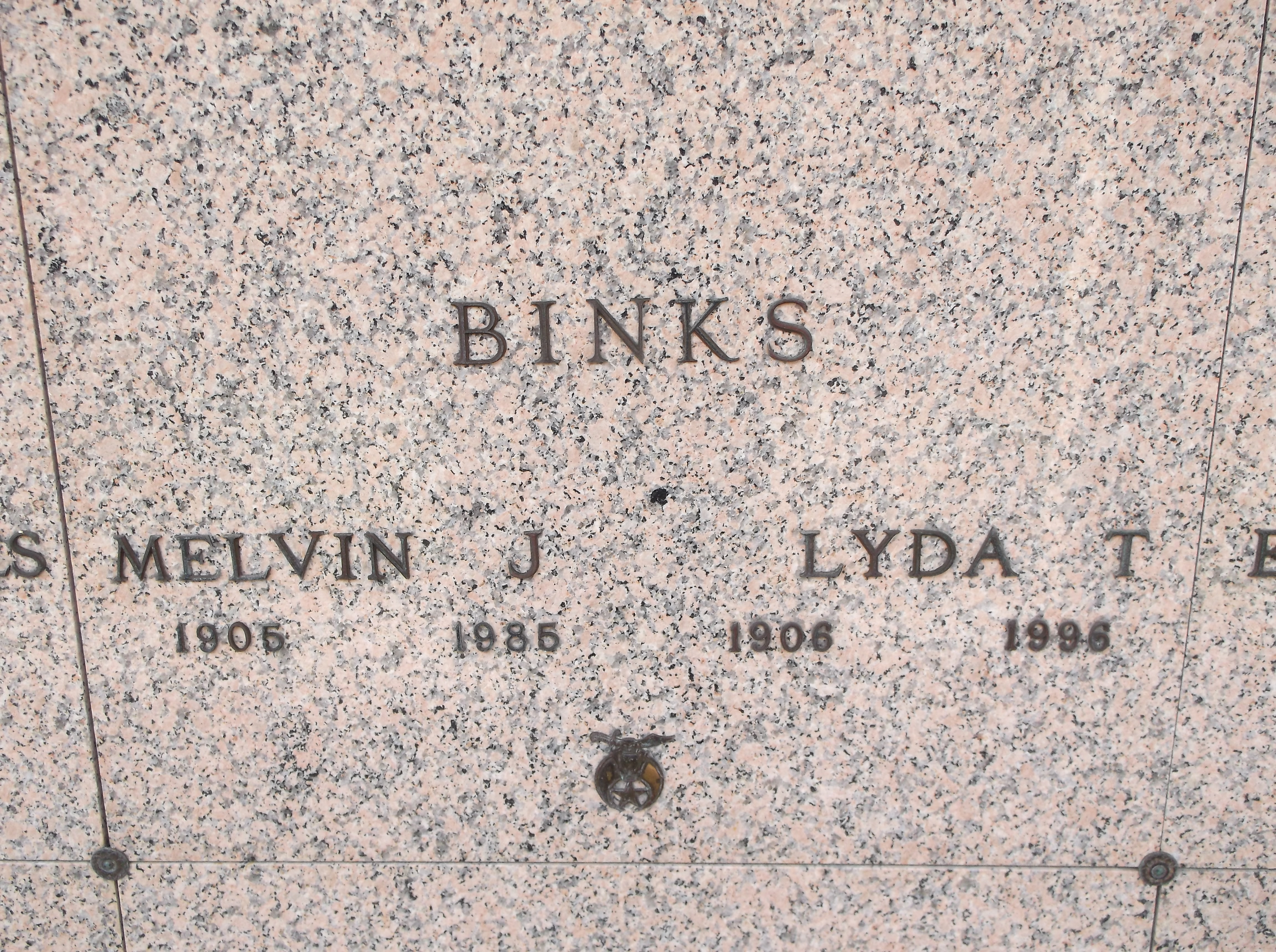 Melvin J Binks