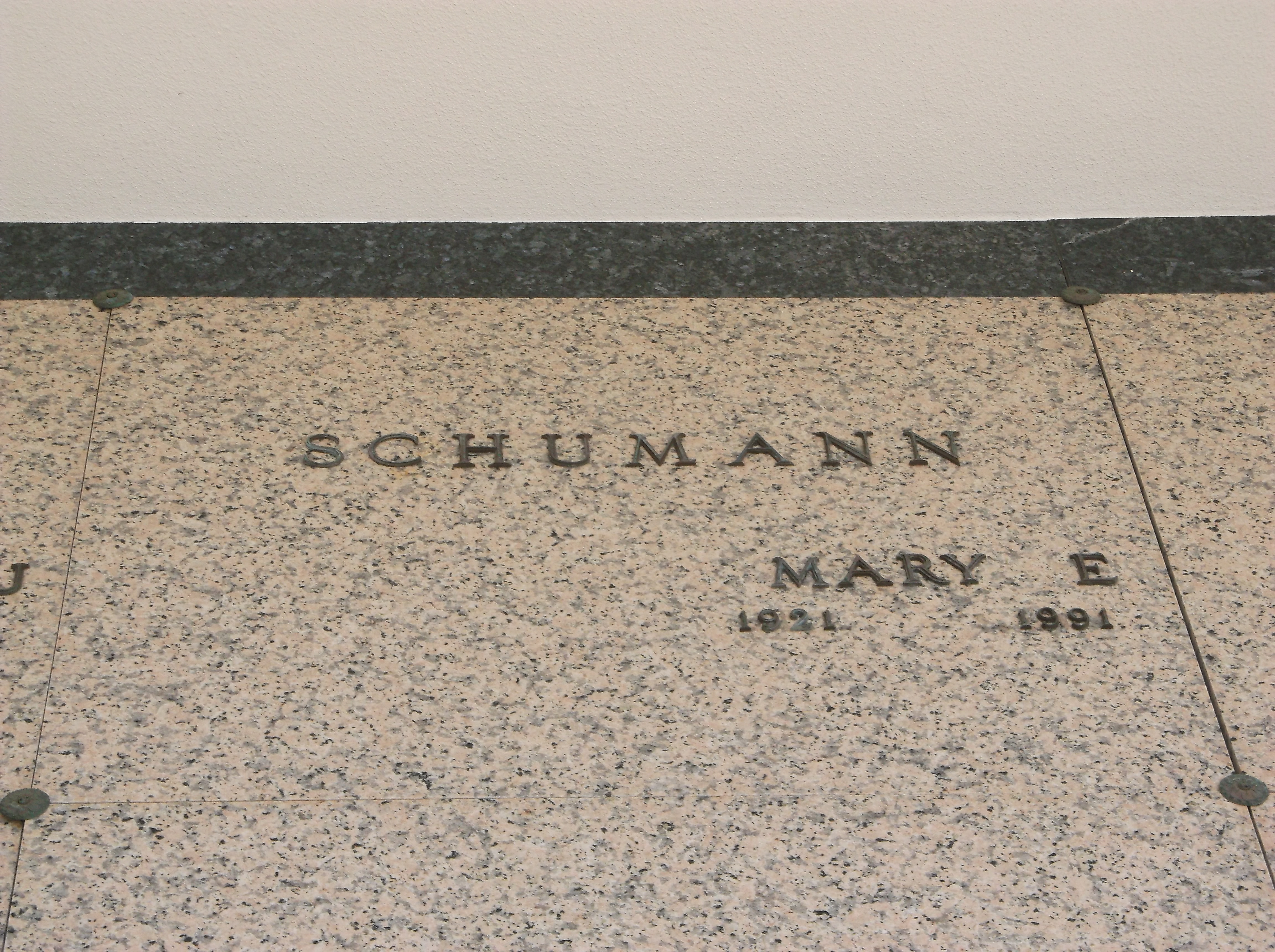 Mary E Schumann