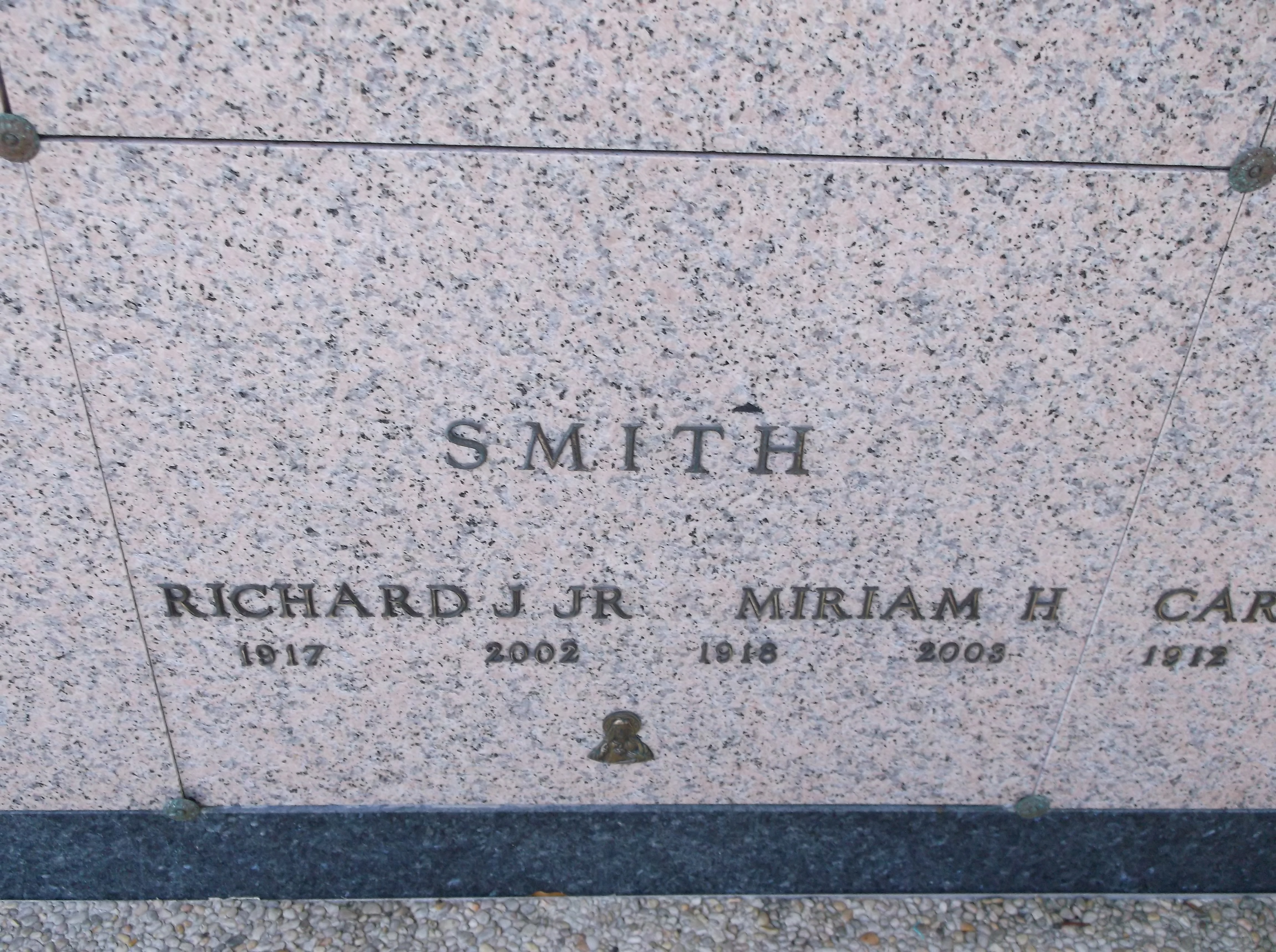 Richard J Smith, Jr