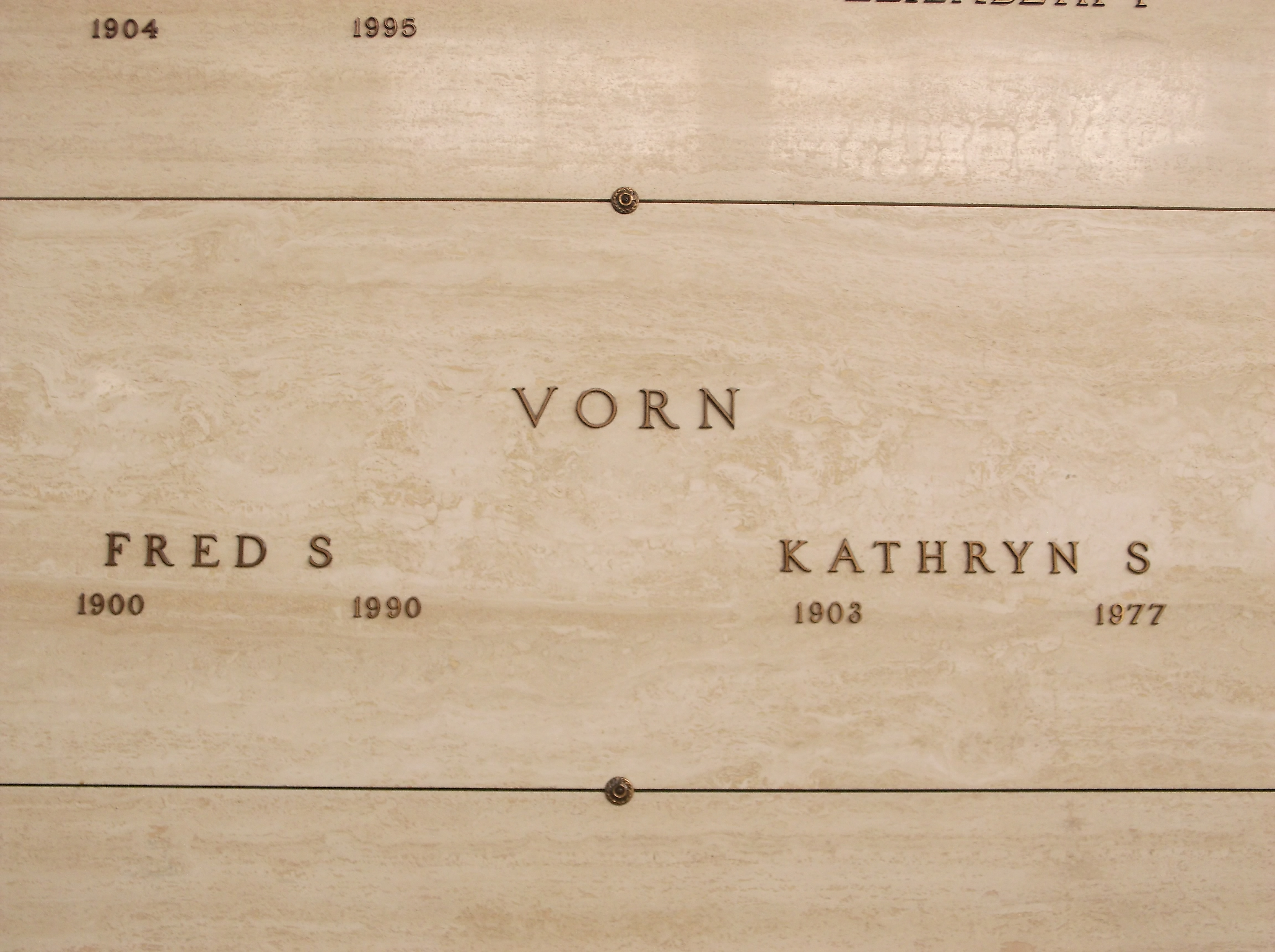 Kathryn S Vorn
