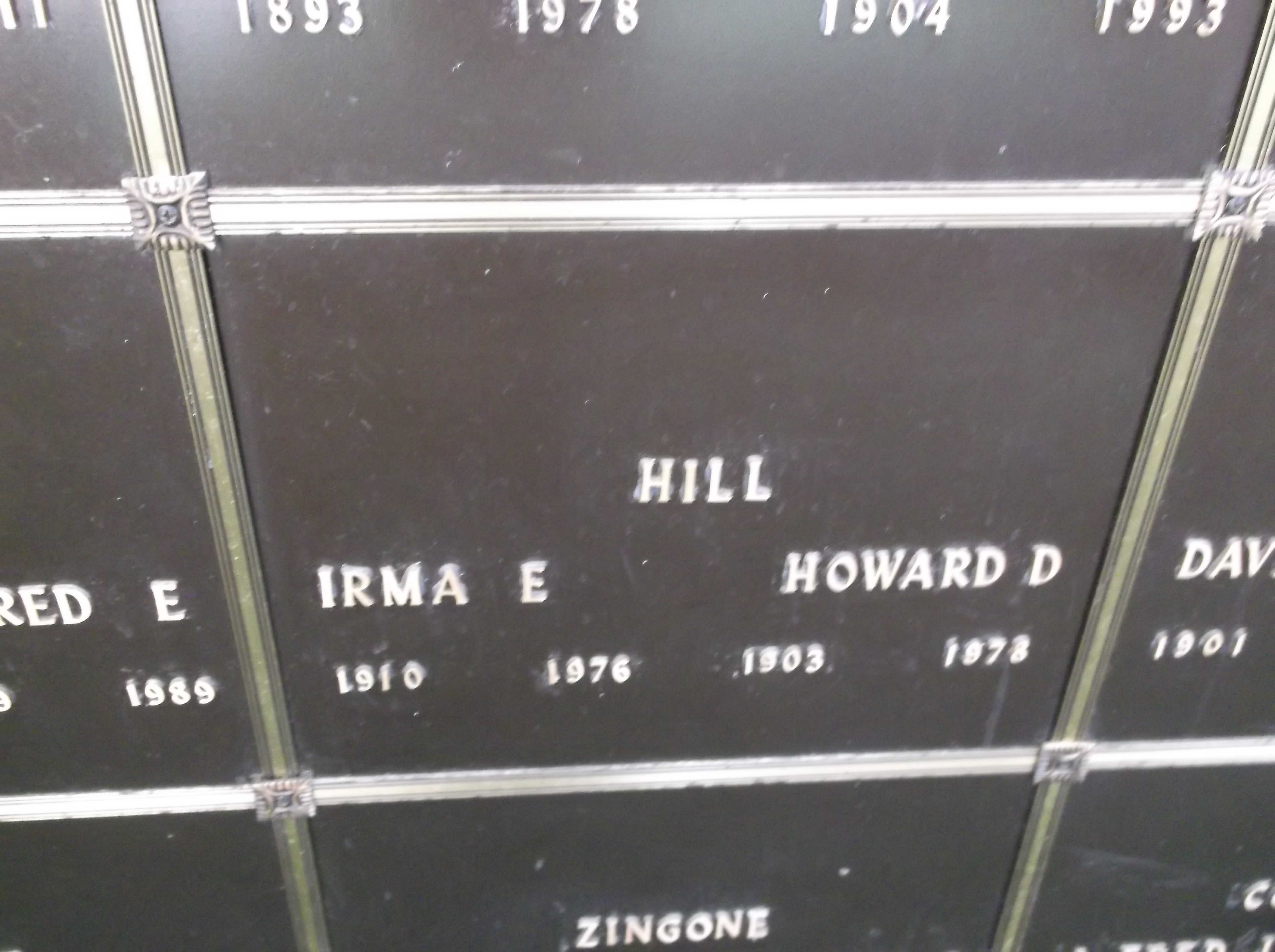 Howard D Hill