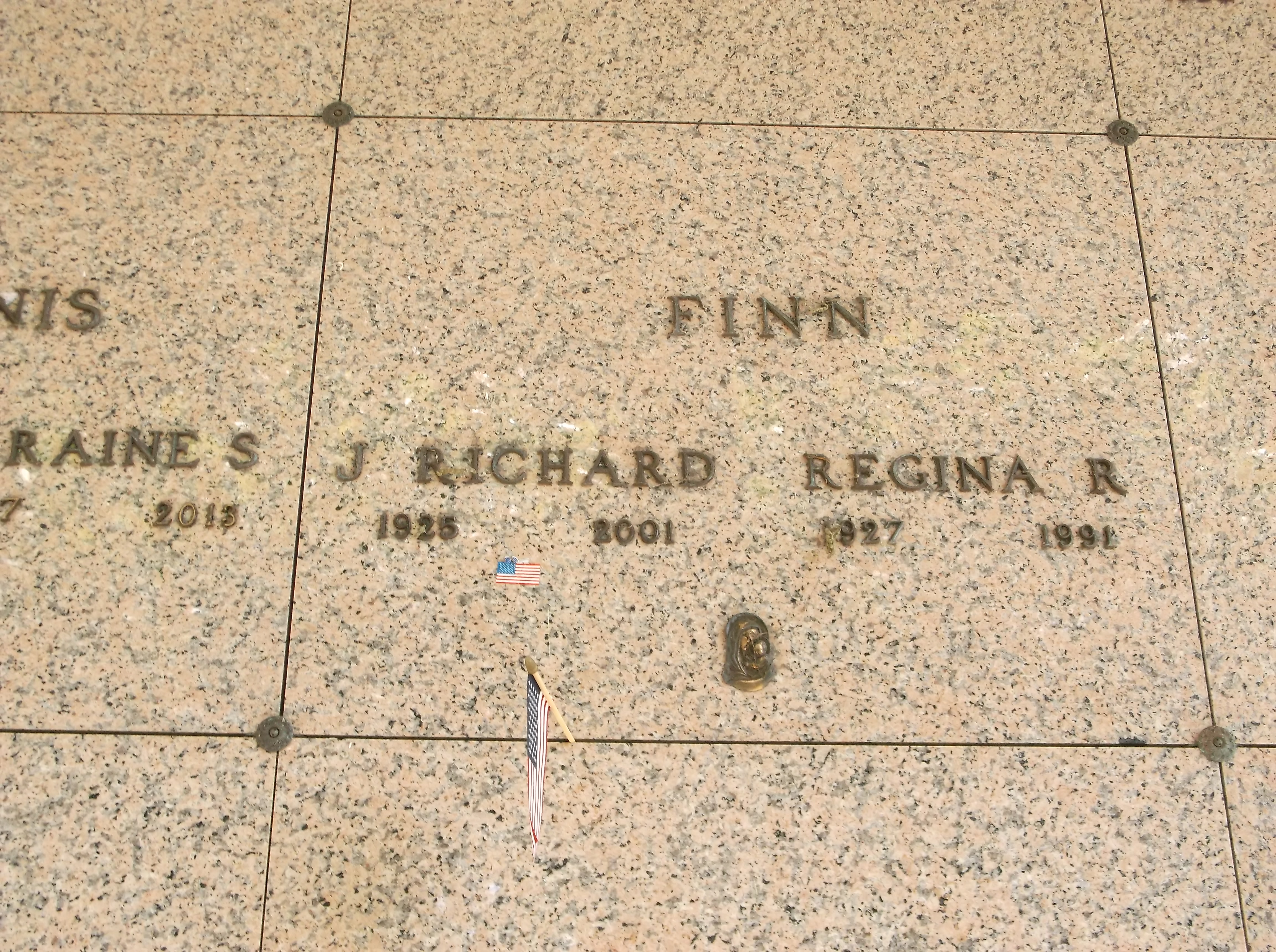 Regina R Finn