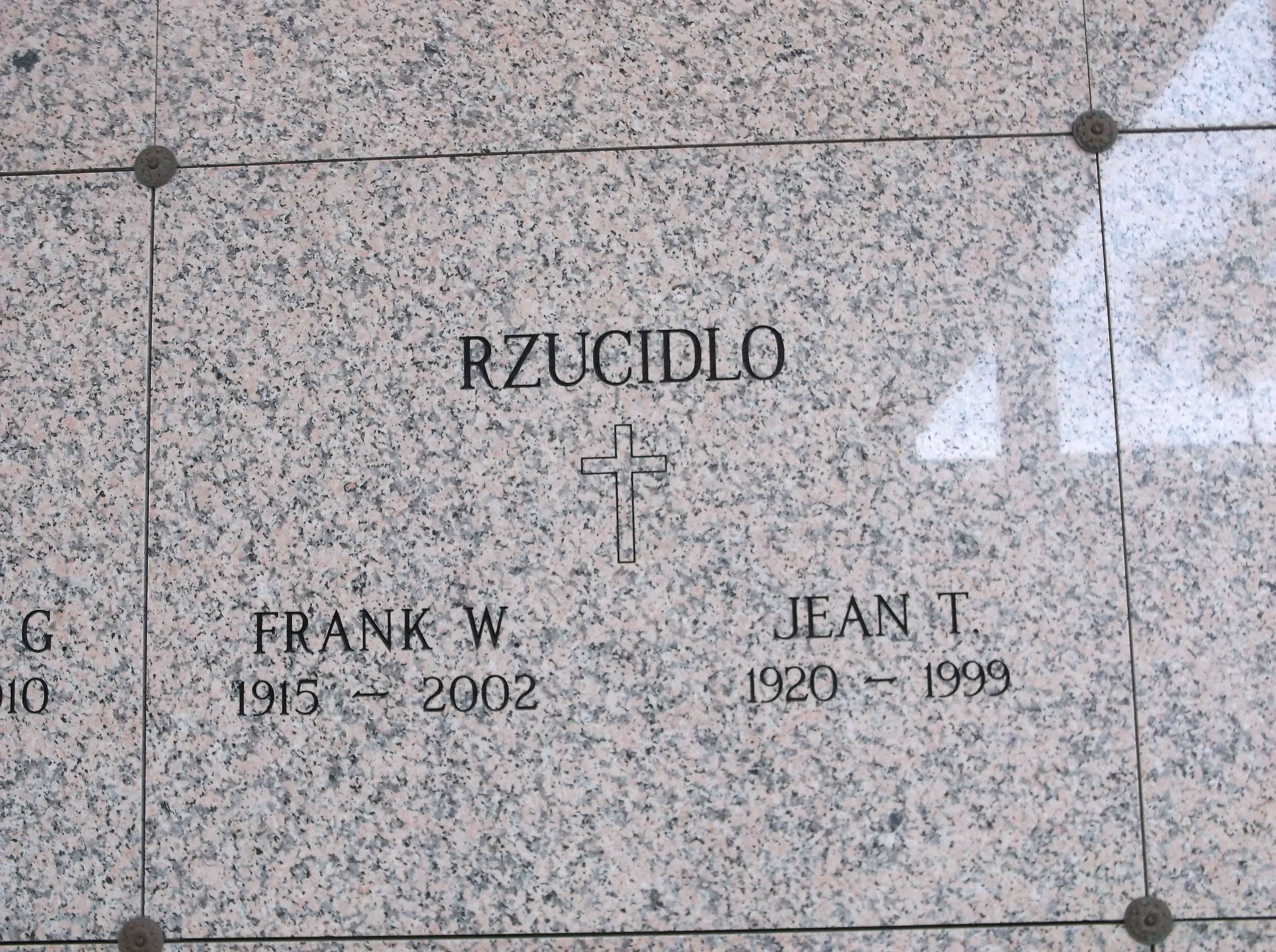 Jean T Rzucidlo