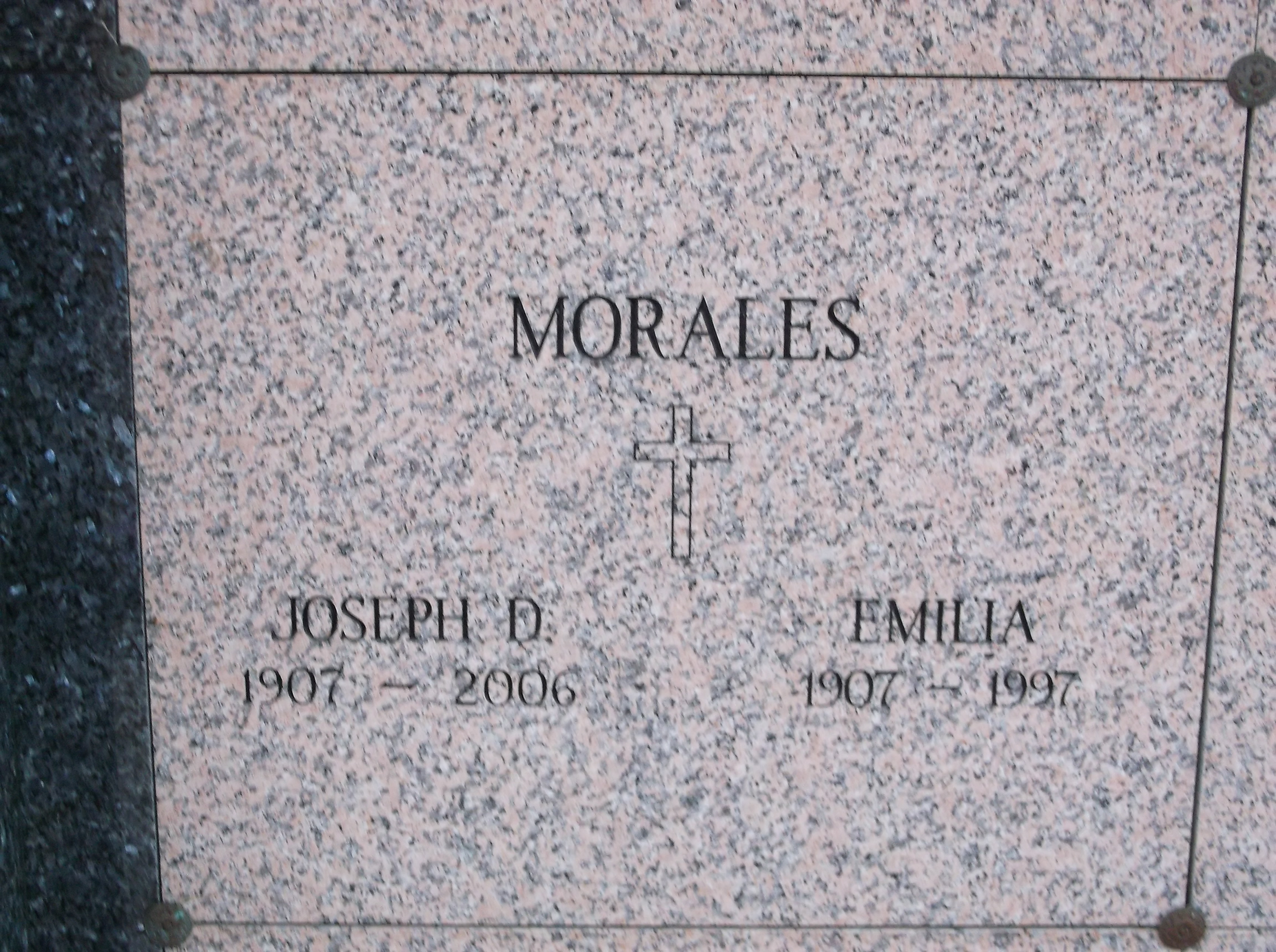 Emilia Morales