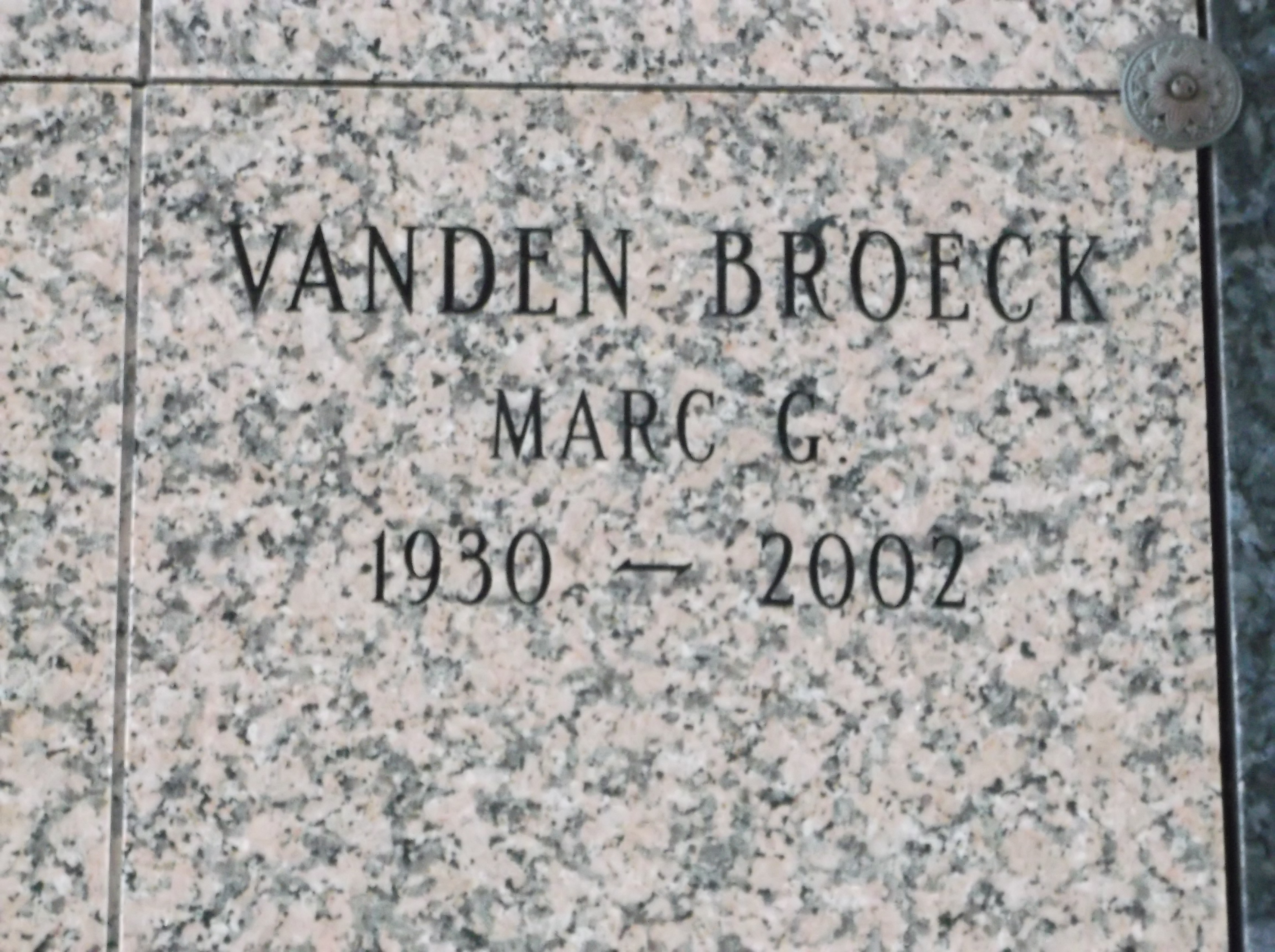 Marc G Vanden Broeck