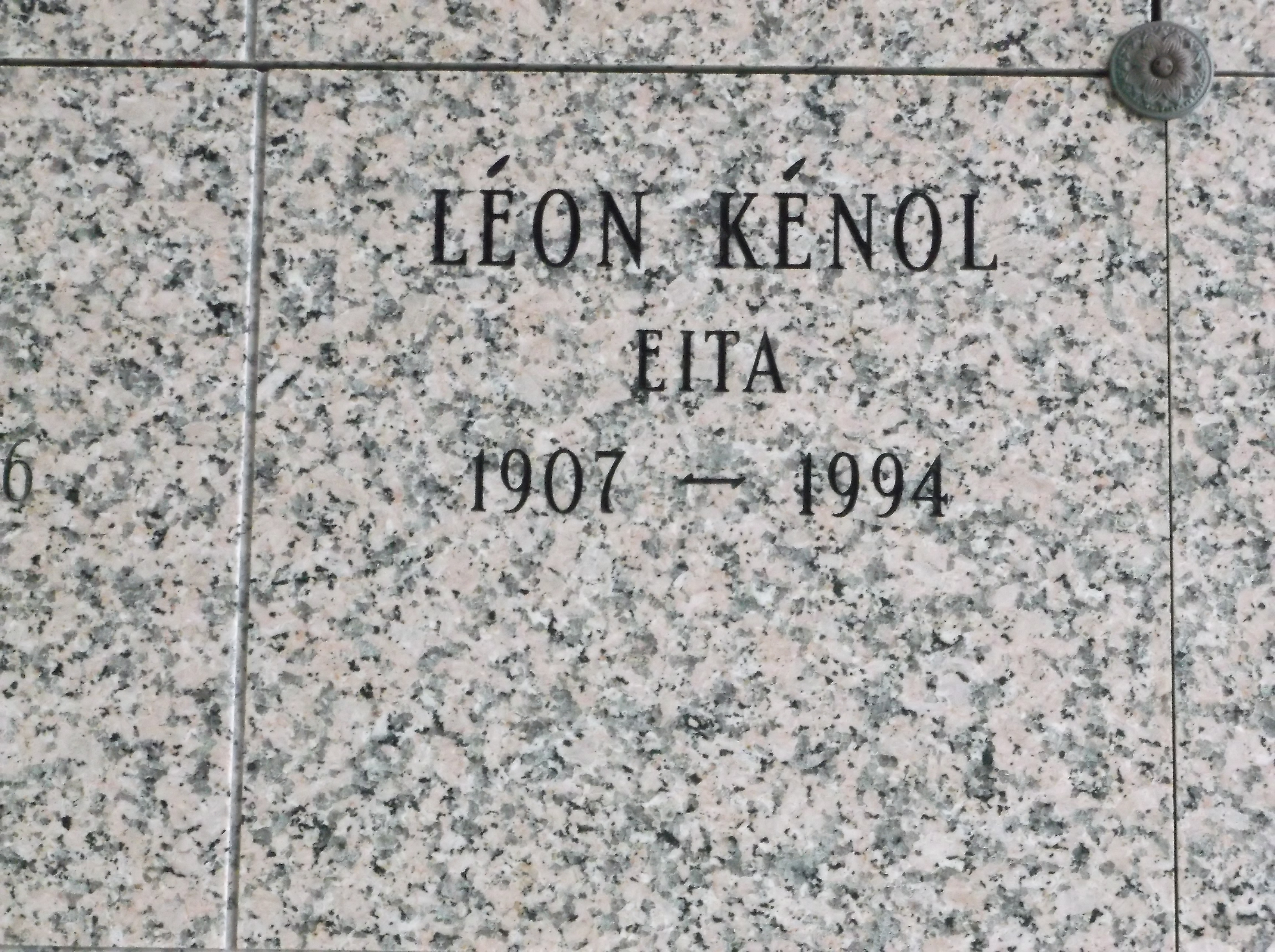 Eita Léon Kénol