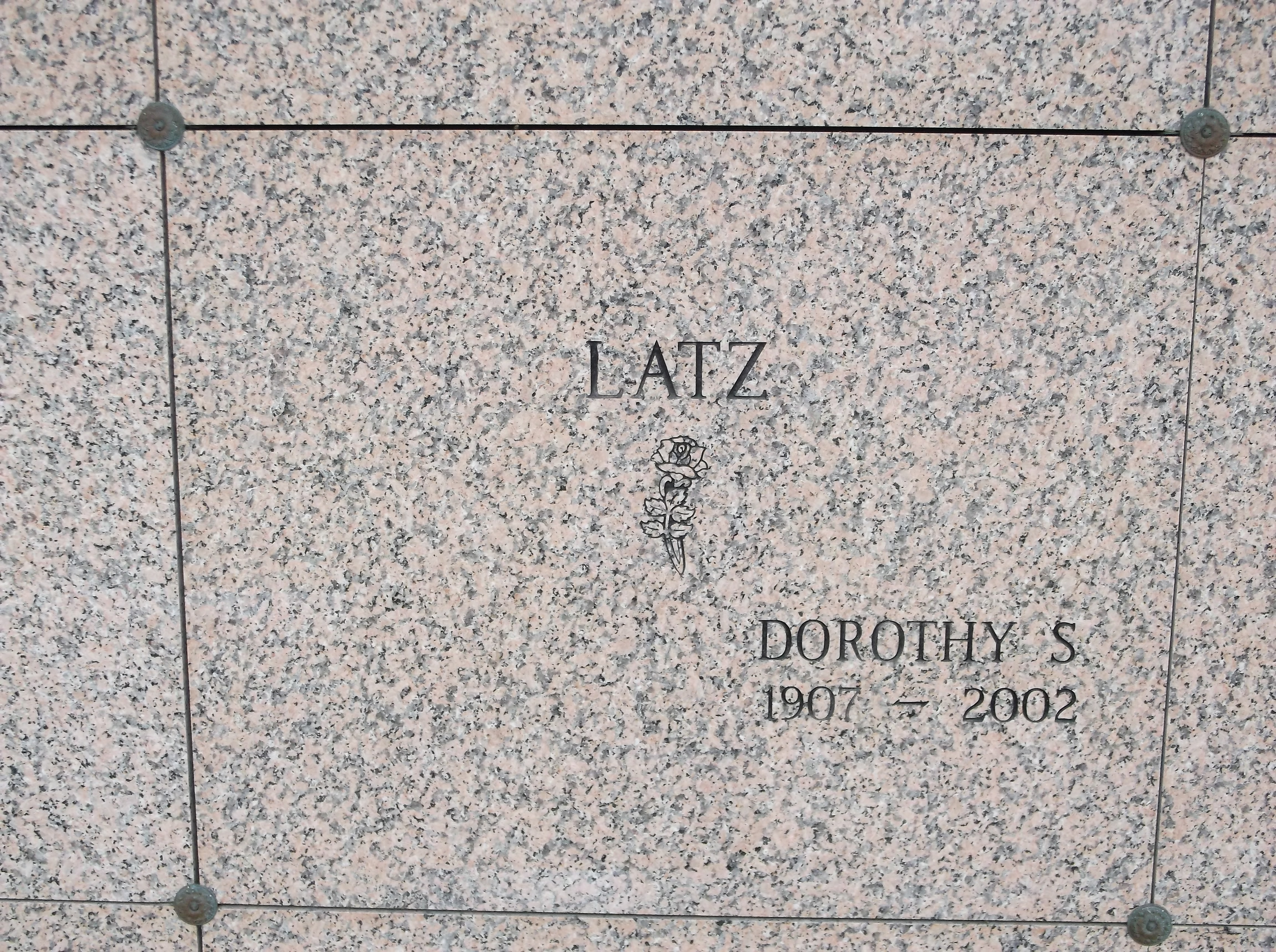 Dorothy S Latz