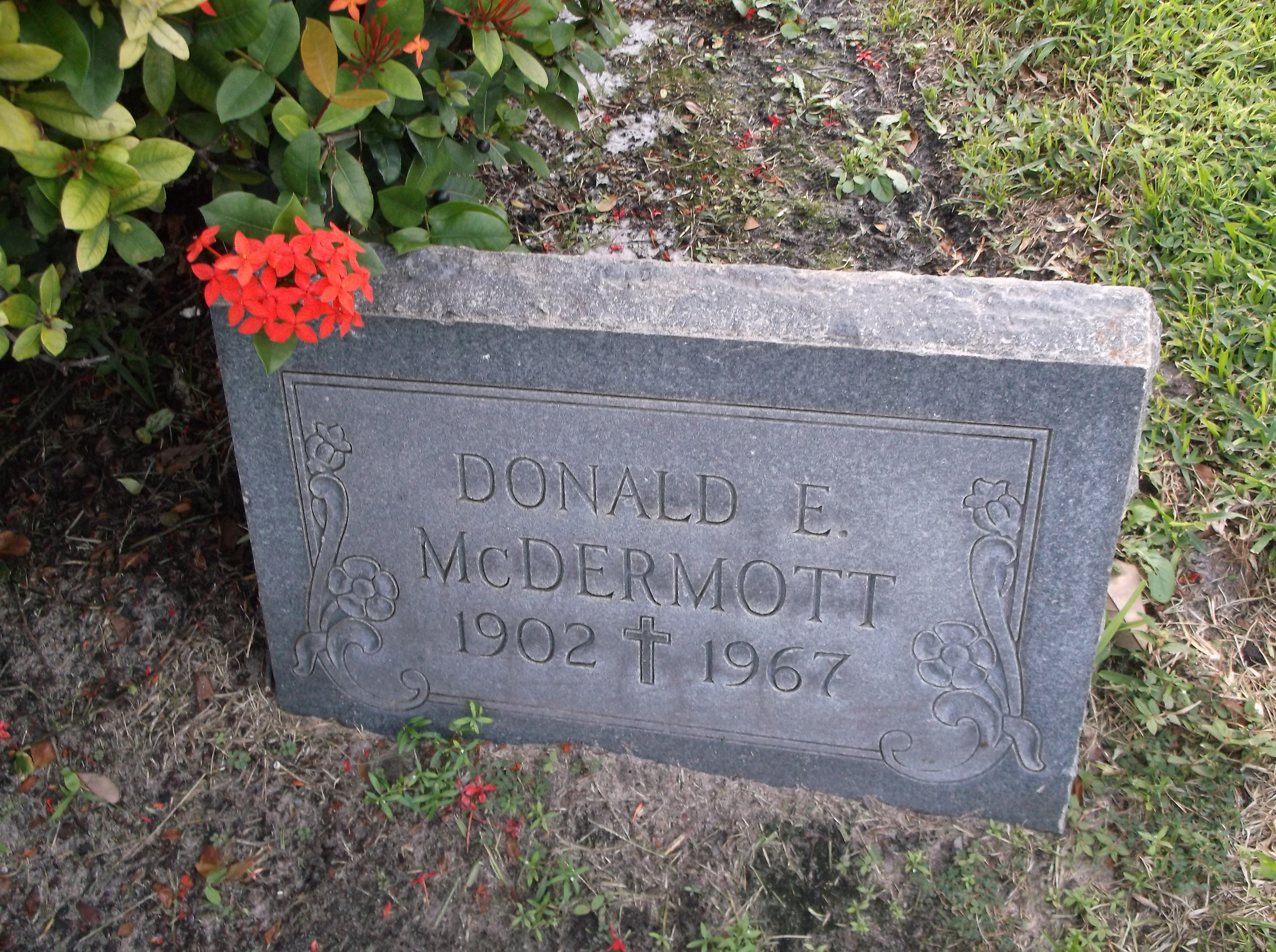 Donald E McDermott