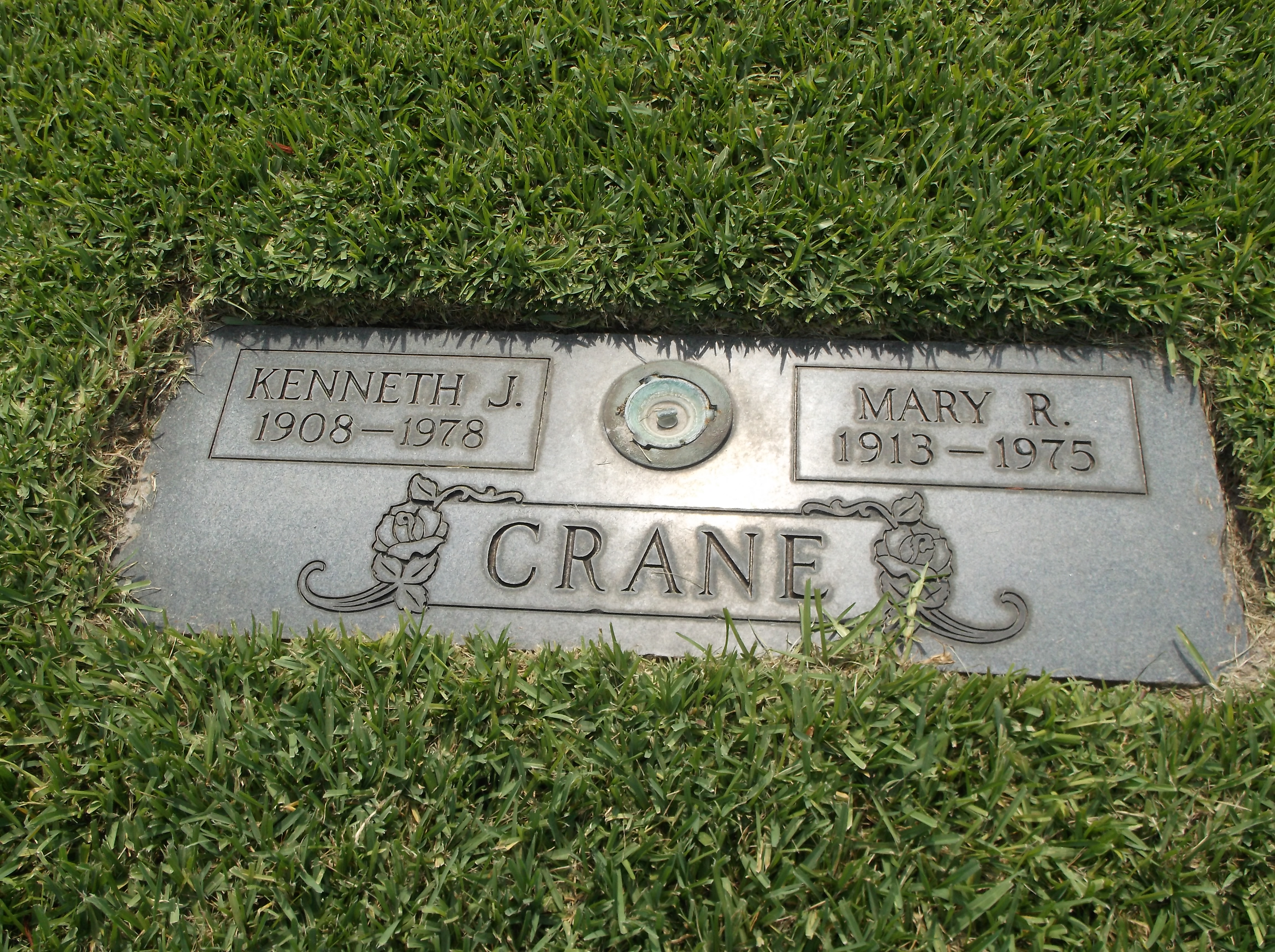 Kenneth J Crane