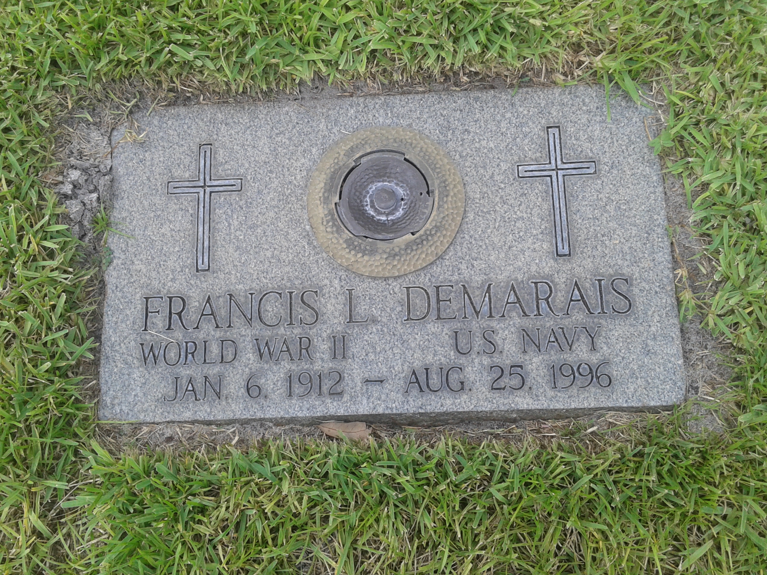 Francis L Demarais