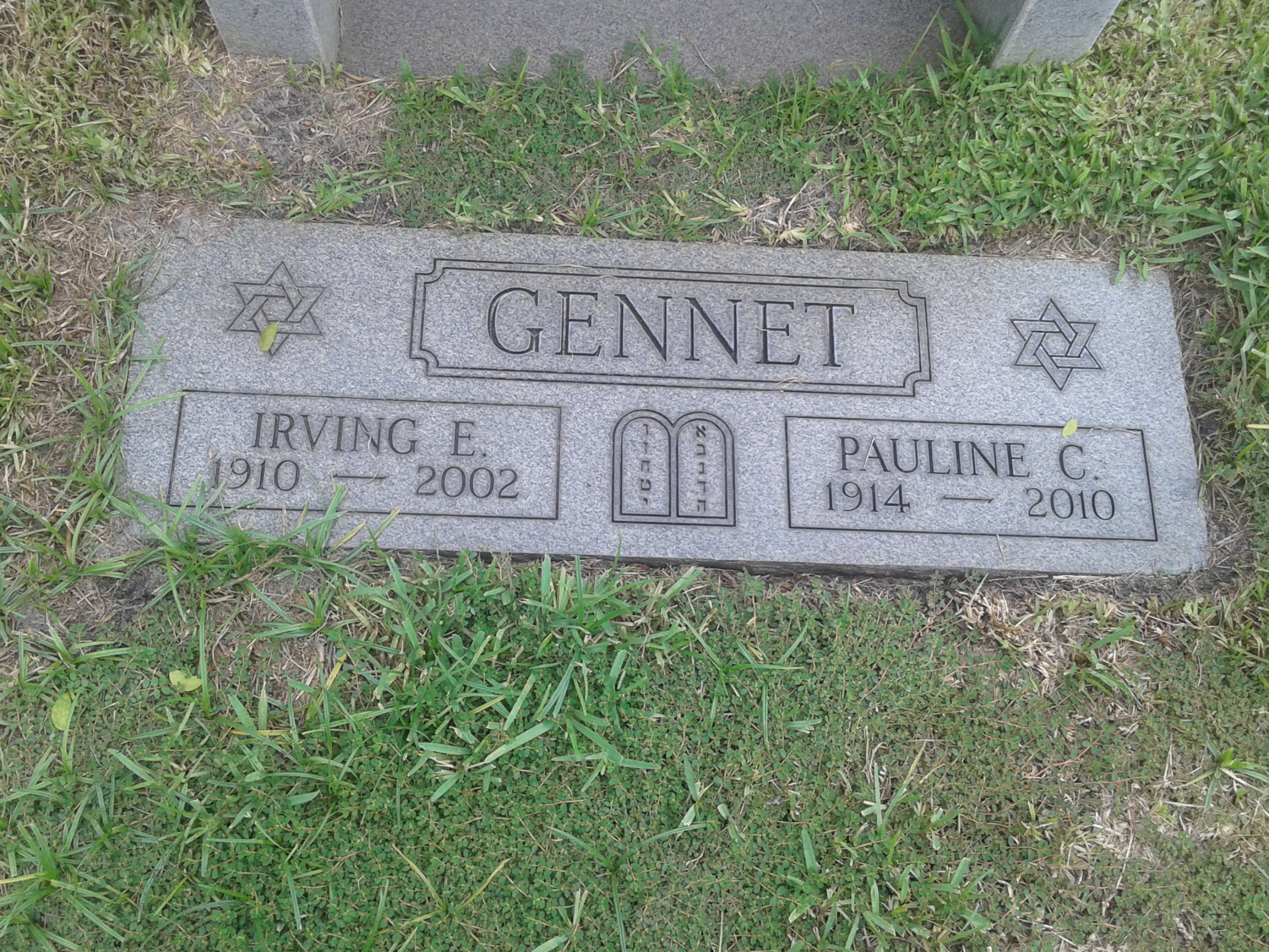 Irving E Gennet
