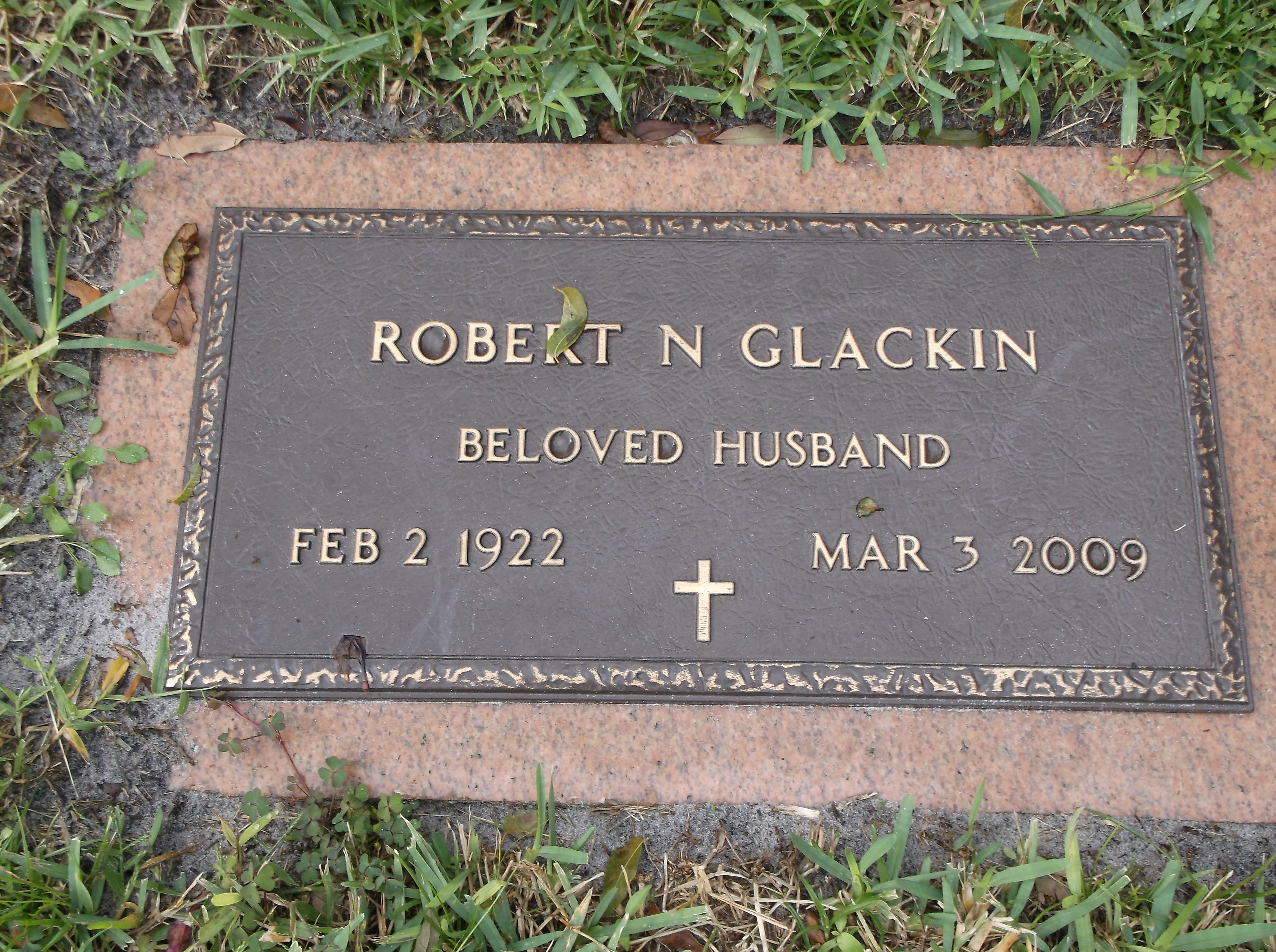 Robert N Glackin