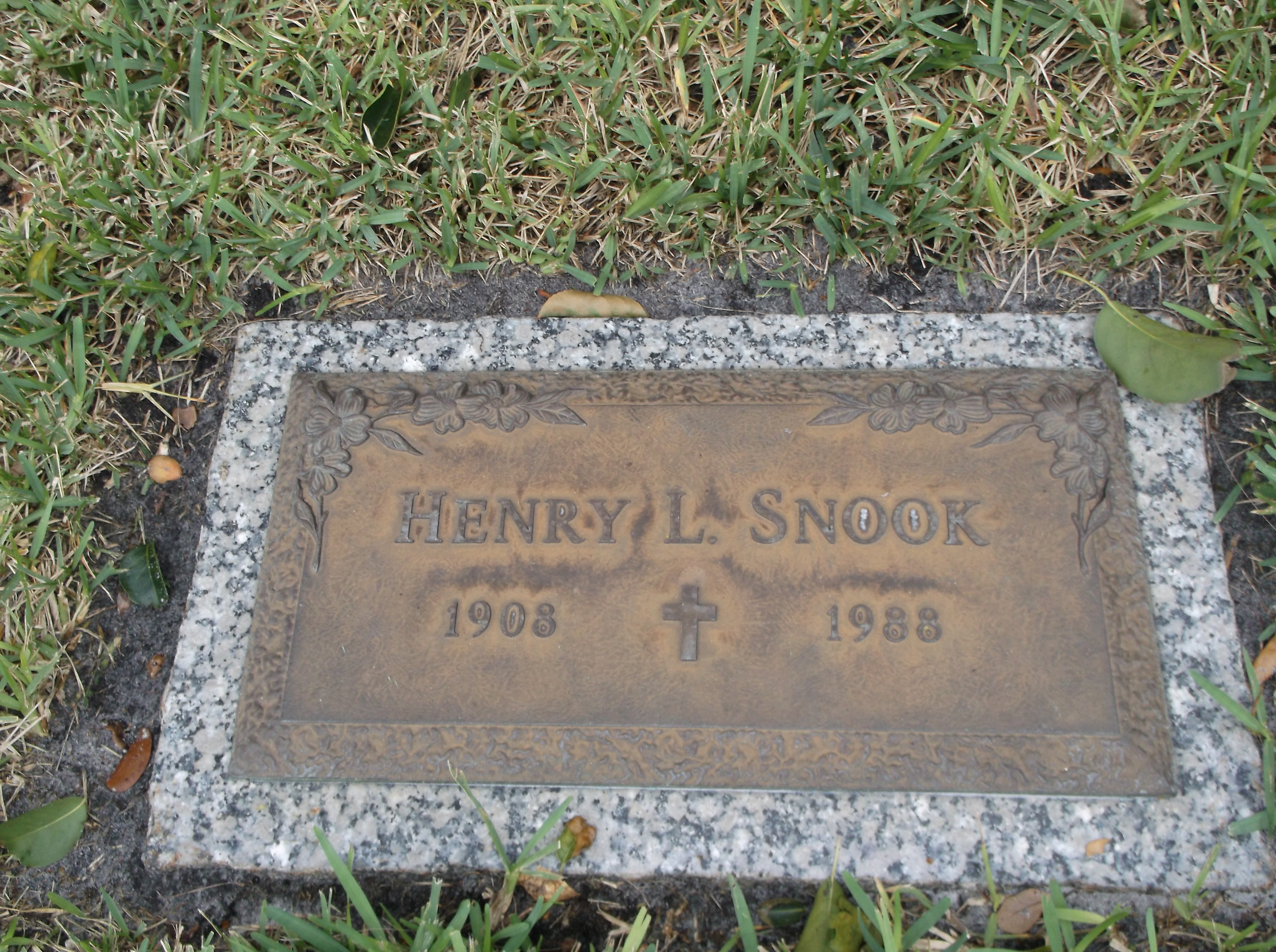 Henry L Snook