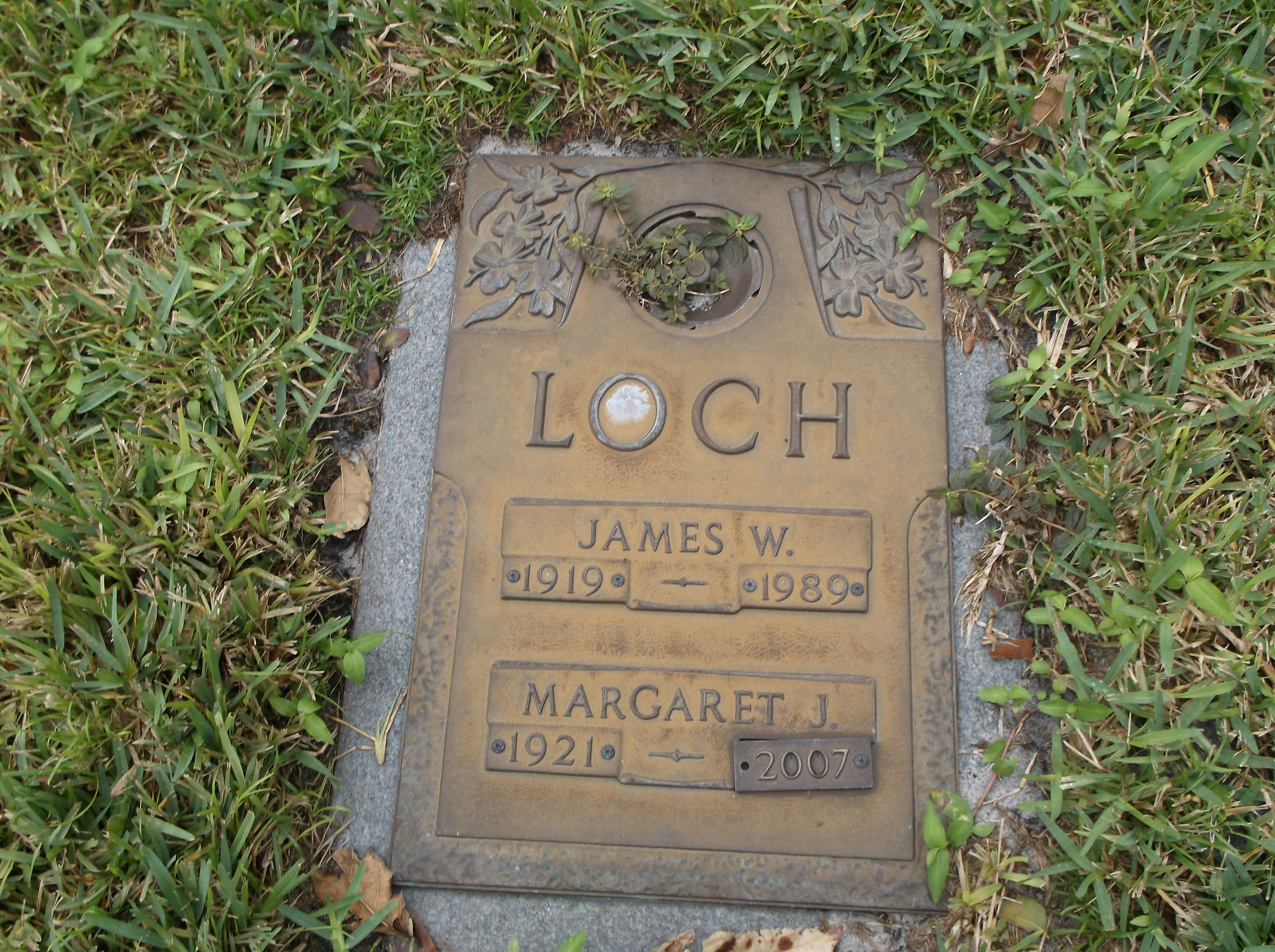 Margaret J Loch
