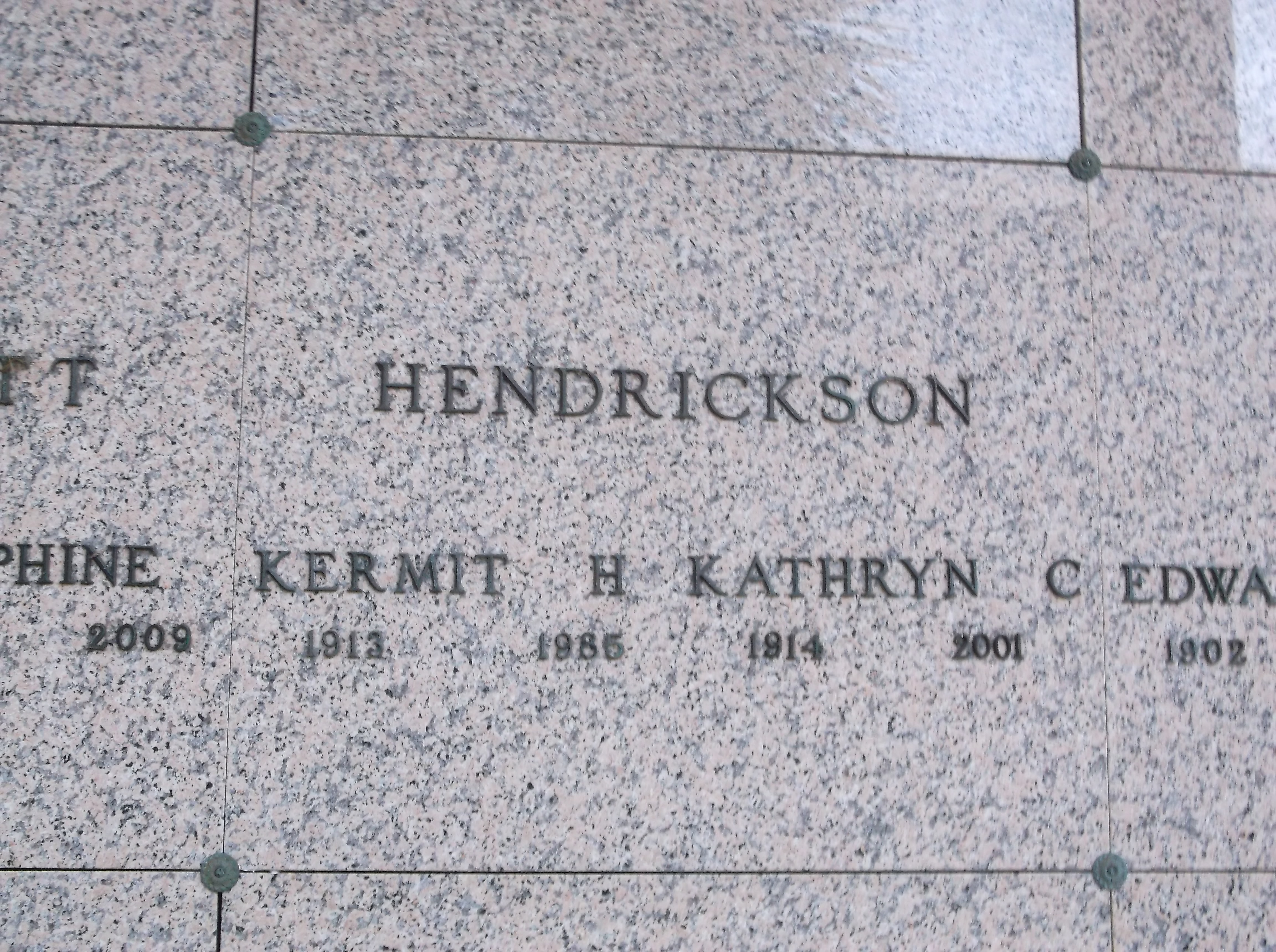 Kermit H Hendrickson