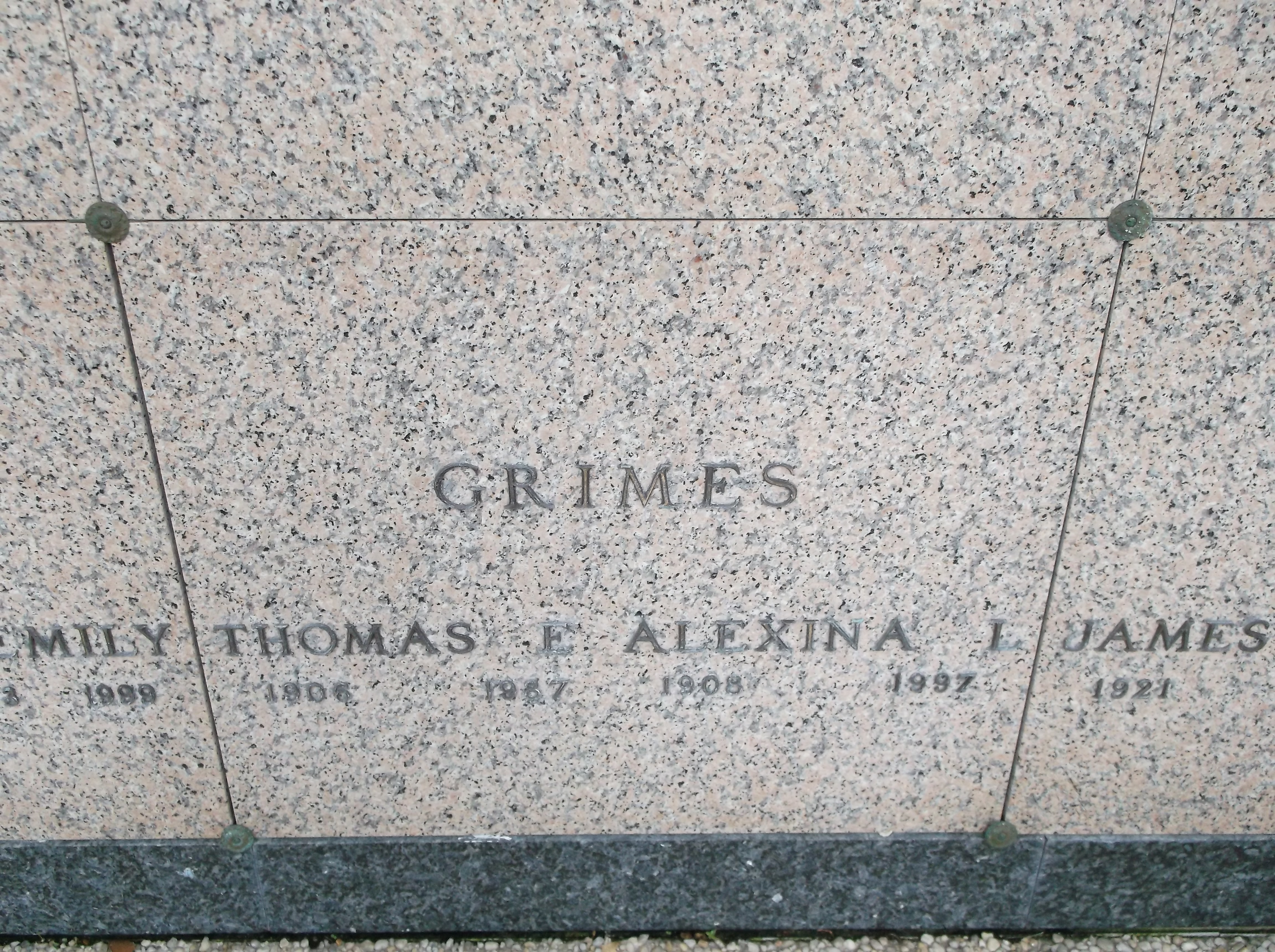 Thomas E Grimes