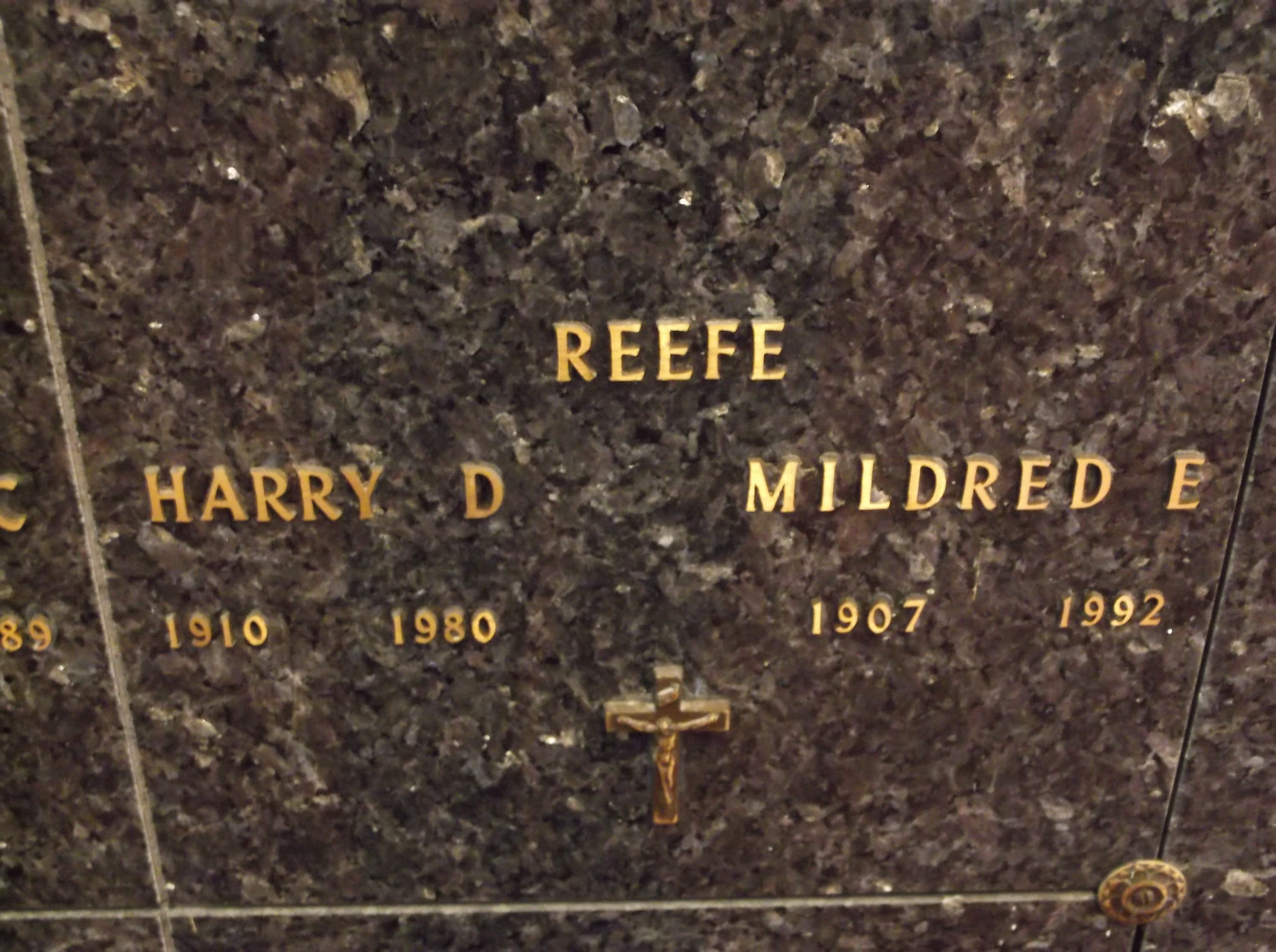 Harry D Reefe