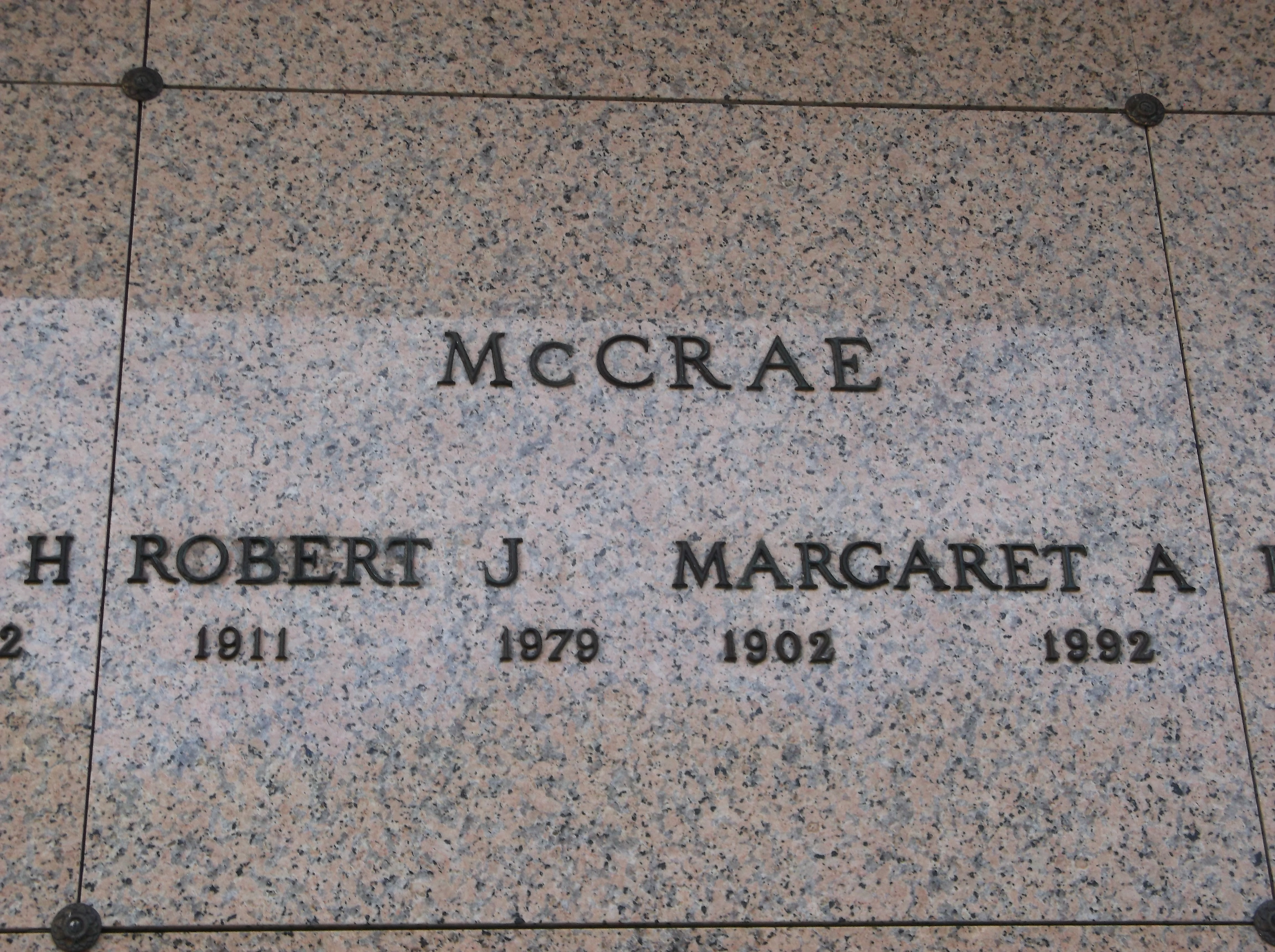 Robert J McCrae