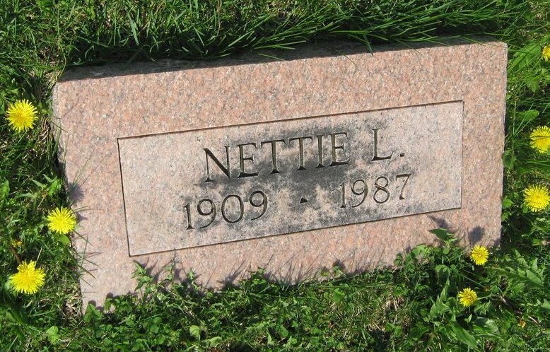 Nettie L Black