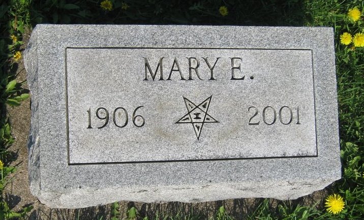 Mary E Davis