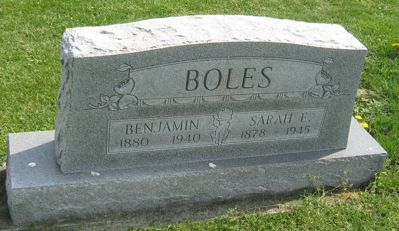 Sarah E Boles