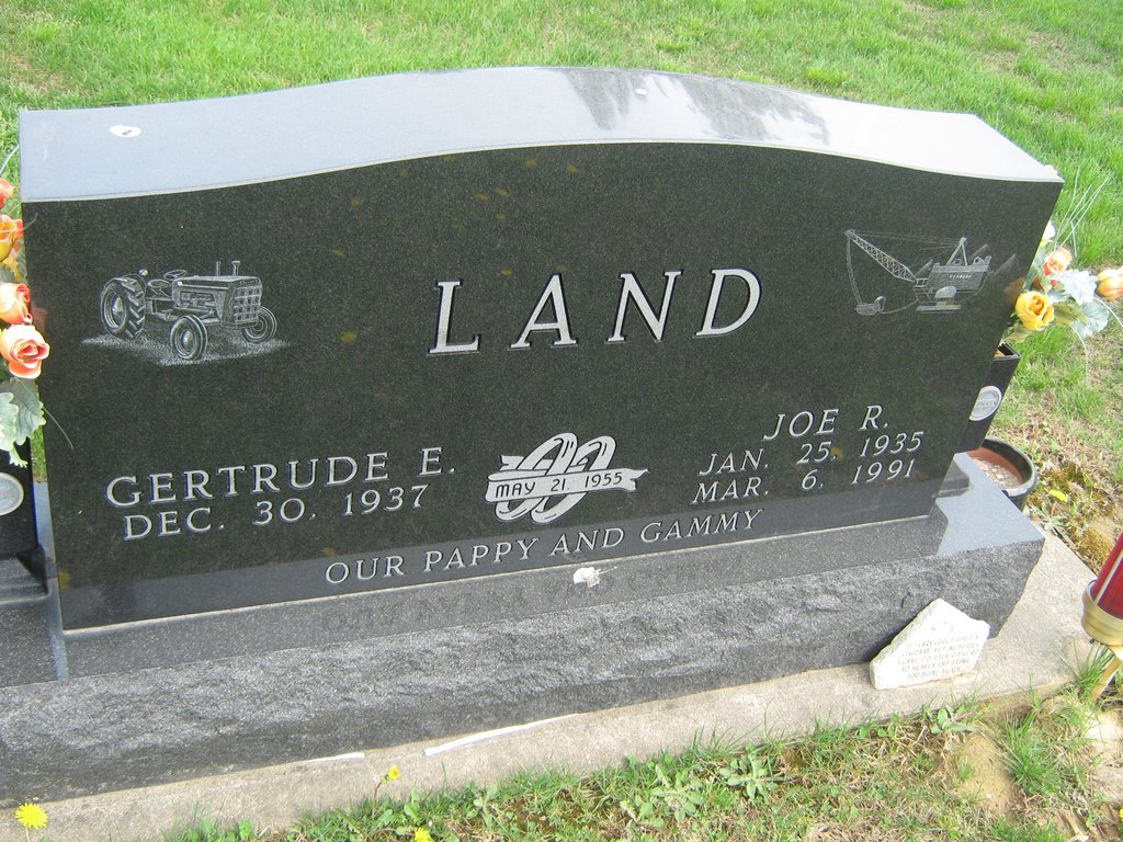 Gertrude E Land