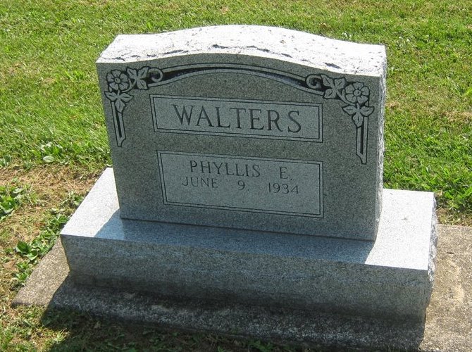 Phyllis E Walters