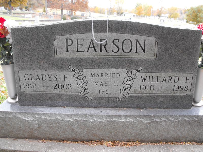 Gladys F Pearson
