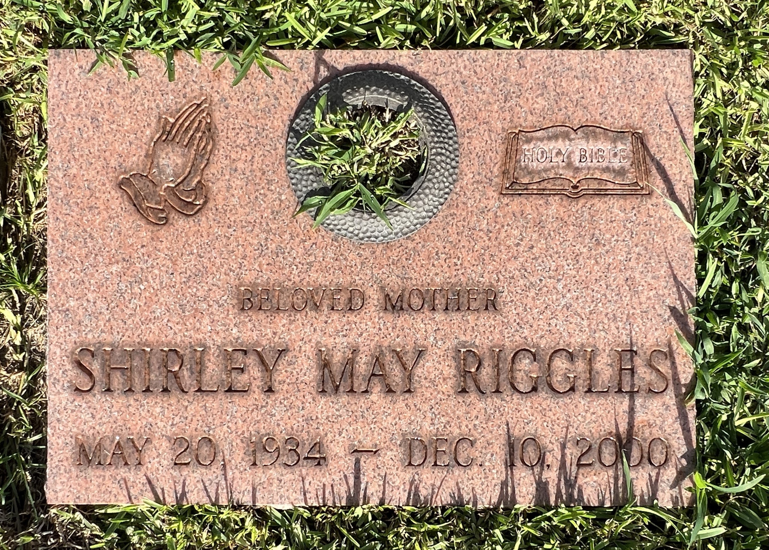 Shirley May Riggles