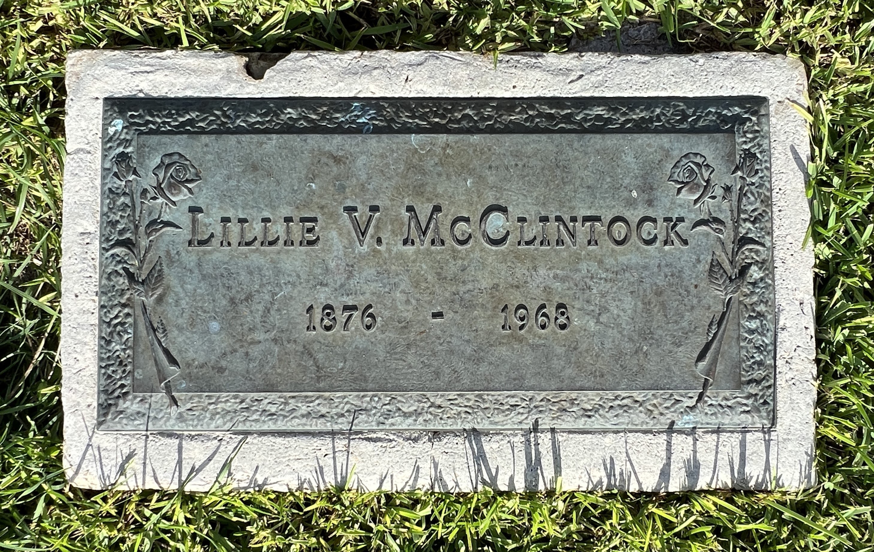 Lillie V McClintock