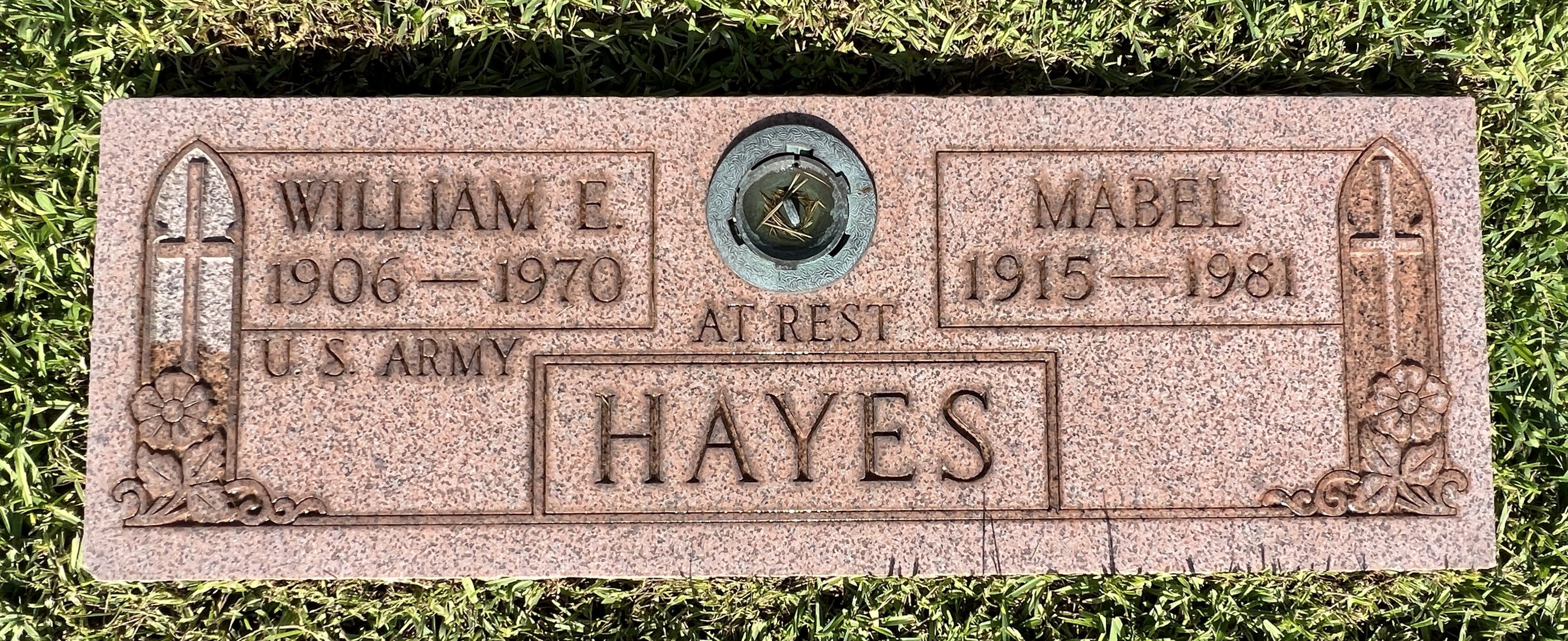 William E Hayes