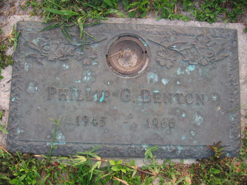 Phillip G Benton