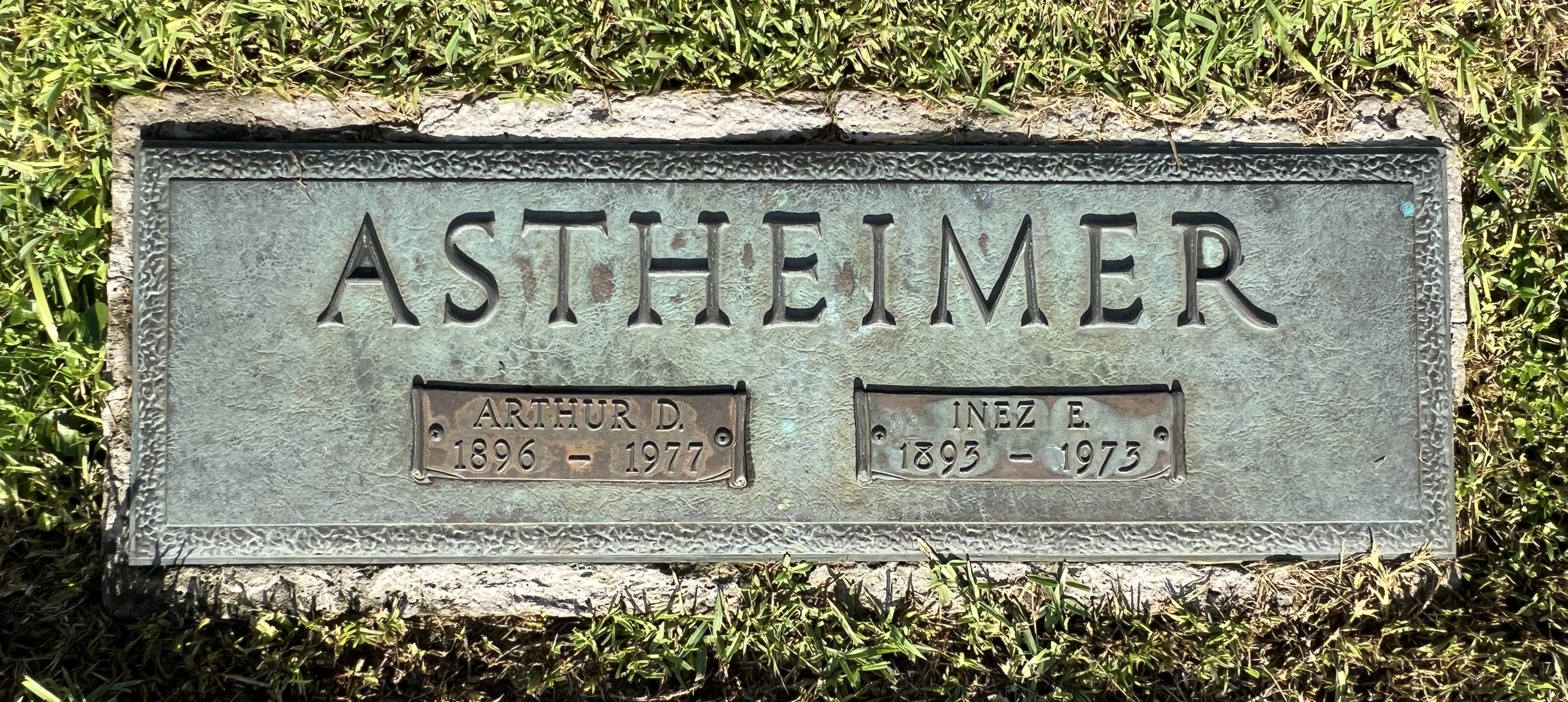 Inez E Astheimer