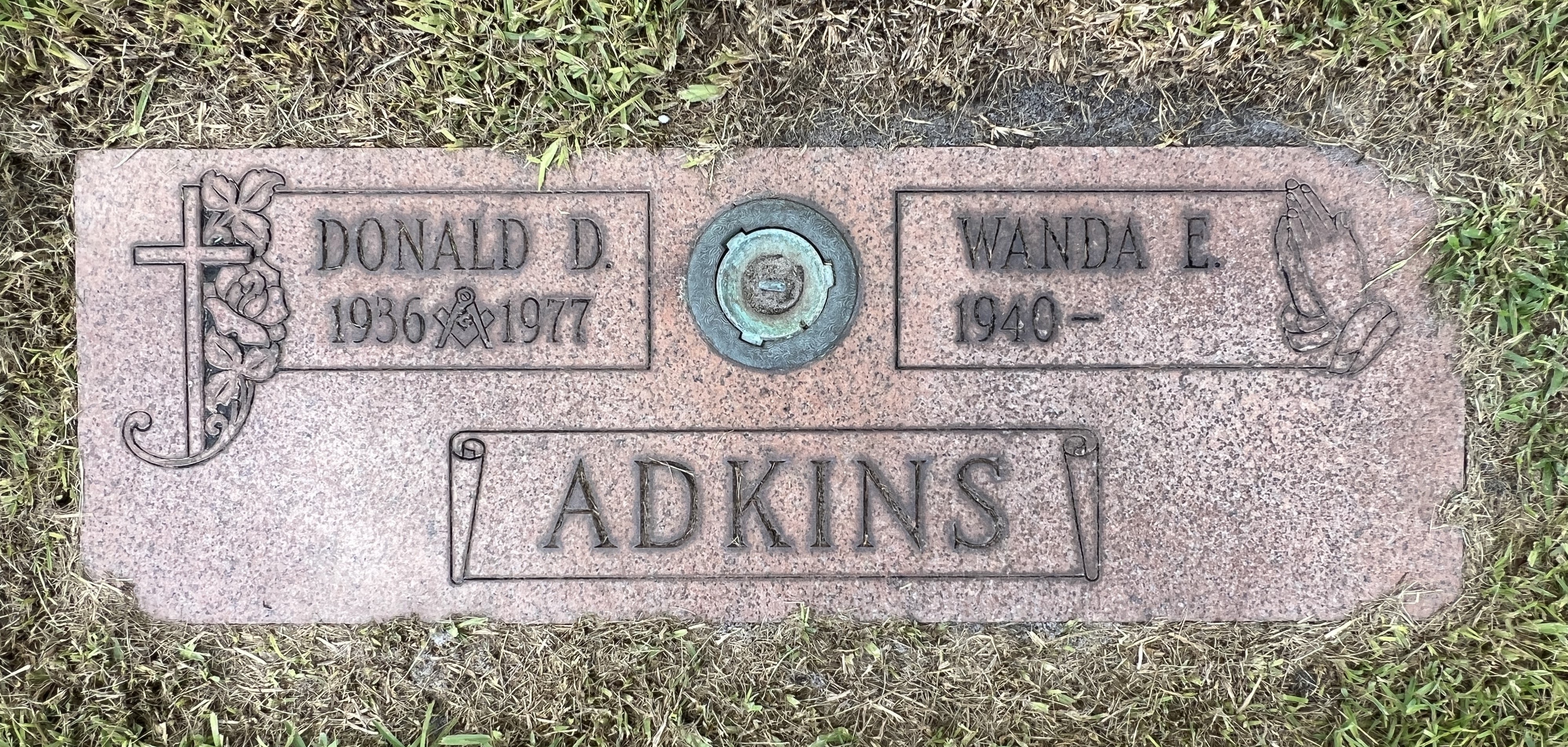 Wanda E Adkins