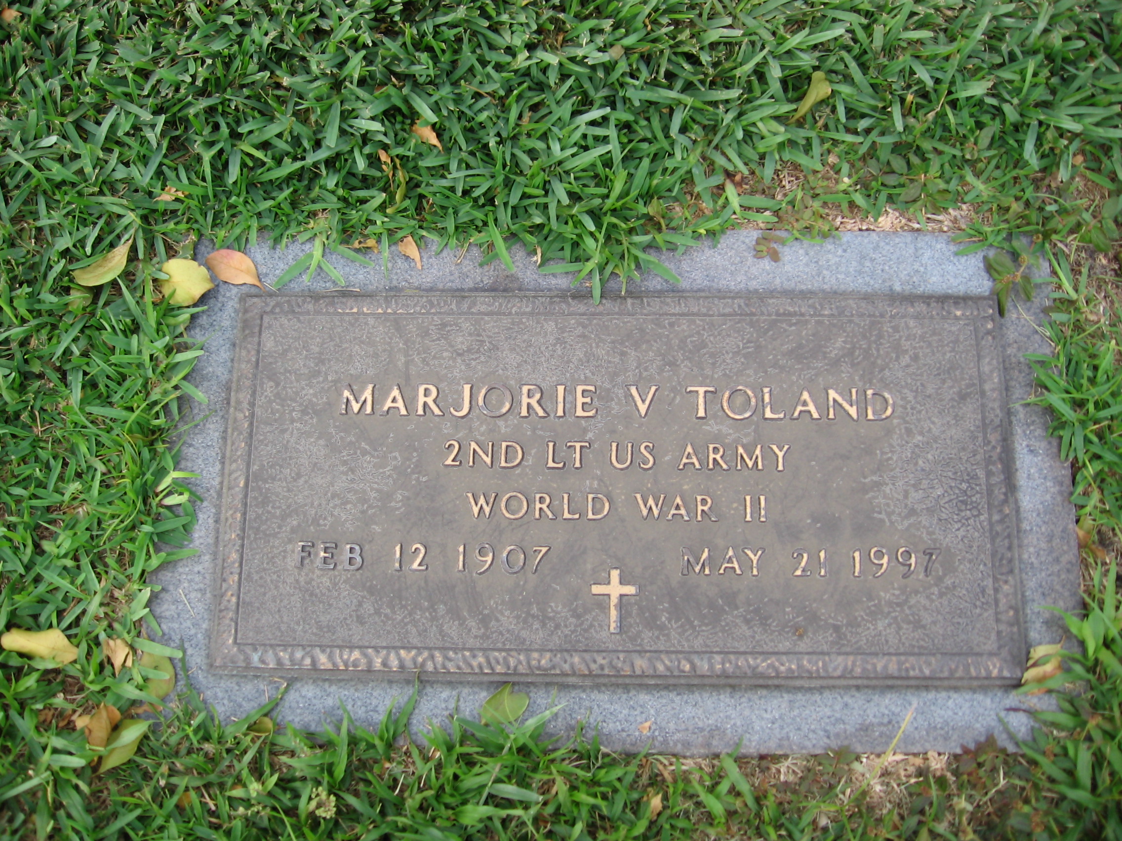 Lieut Marjorie V Toland
