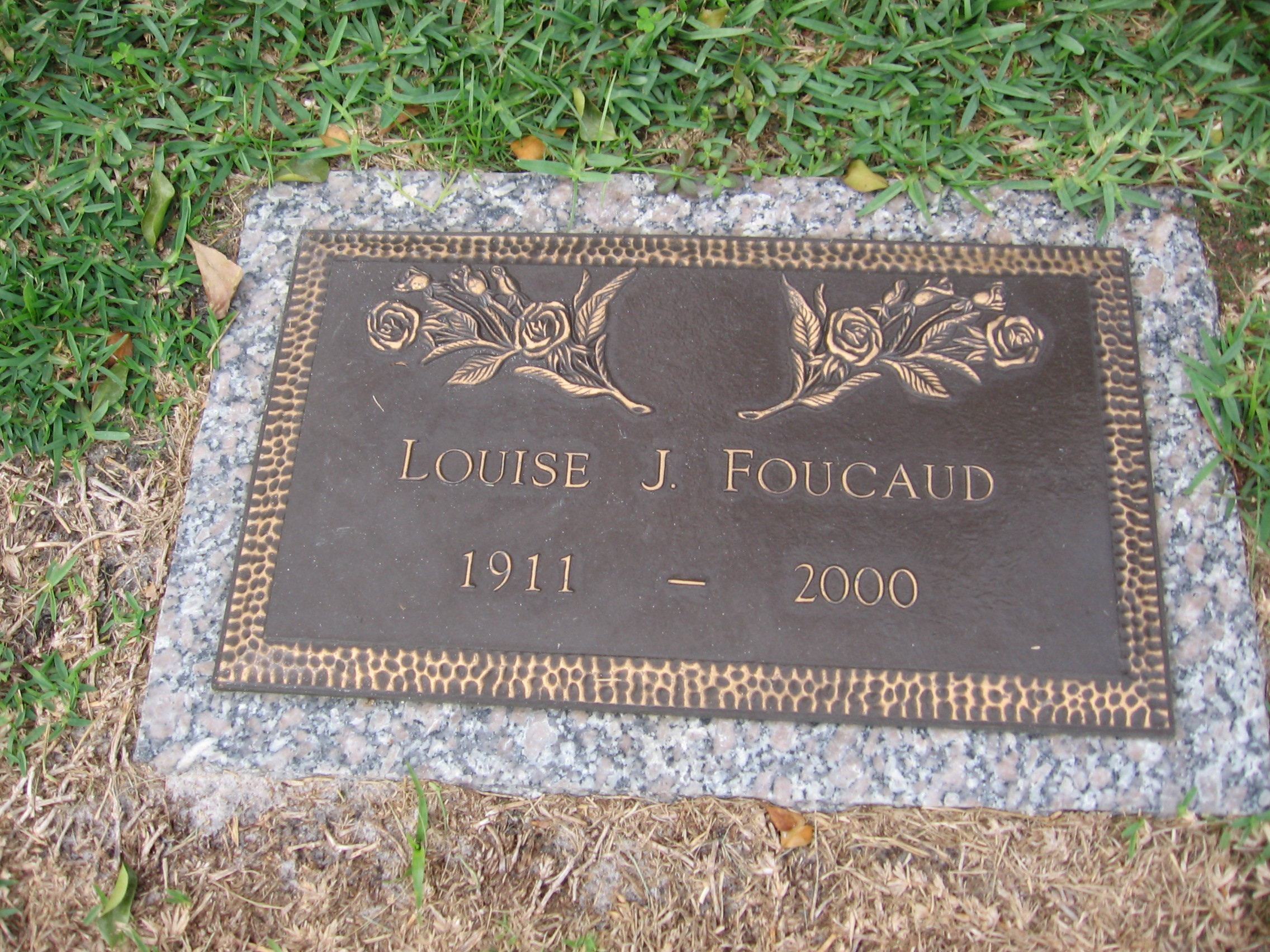 Louise J Foucaud