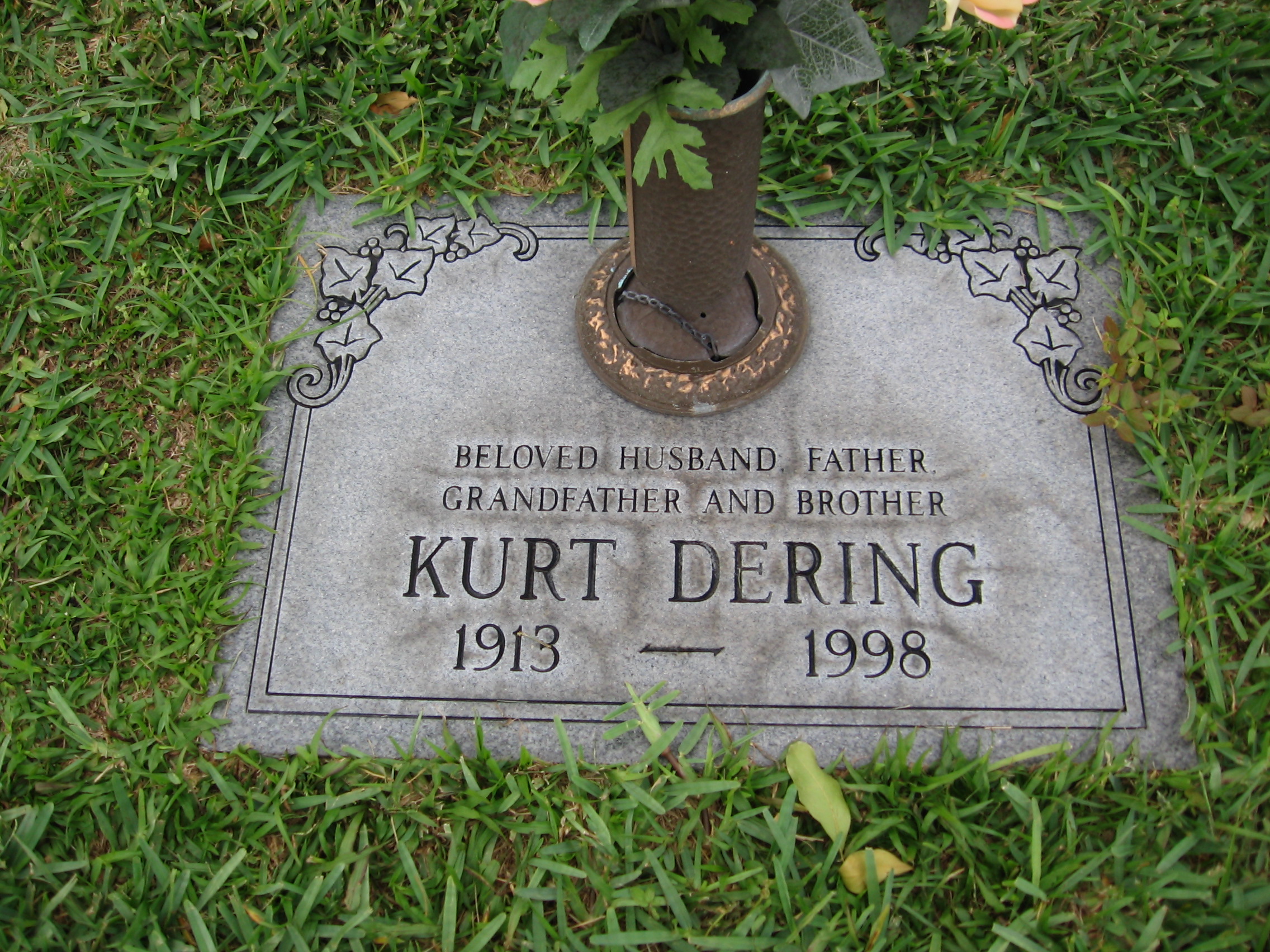 Kurt Dering