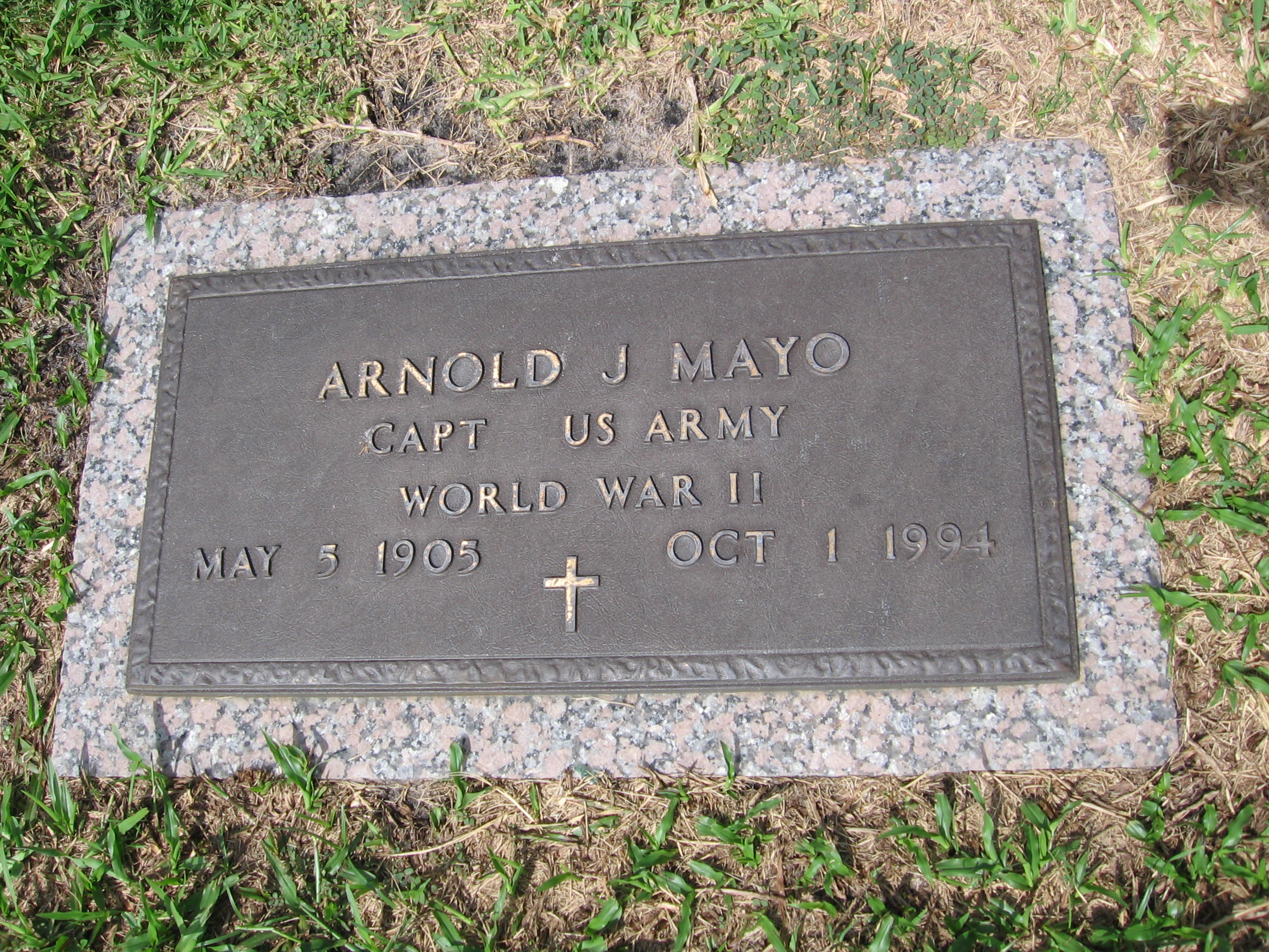 Capt Arnold J Mayo