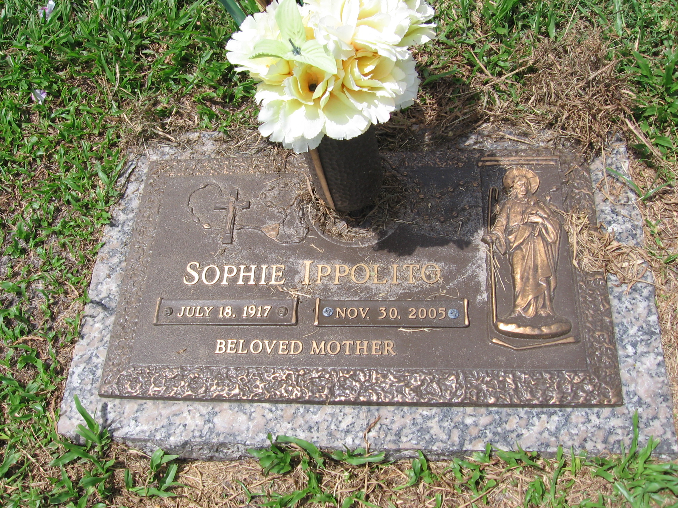 Sophie Ippolito