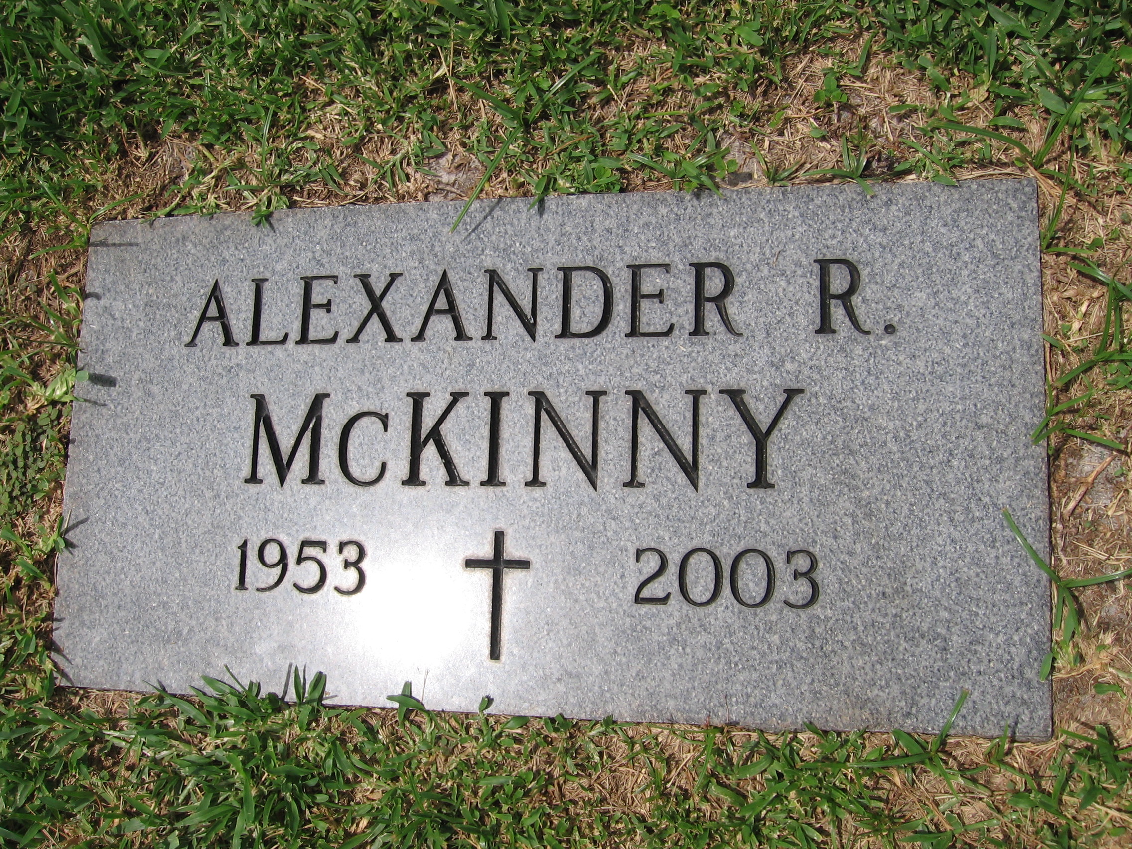 Alexander R McKinny