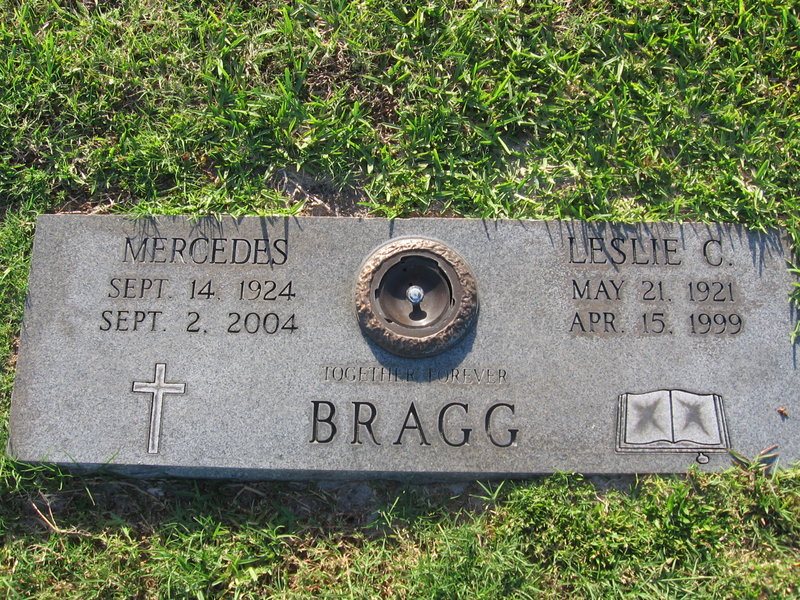 Leslie C Bragg