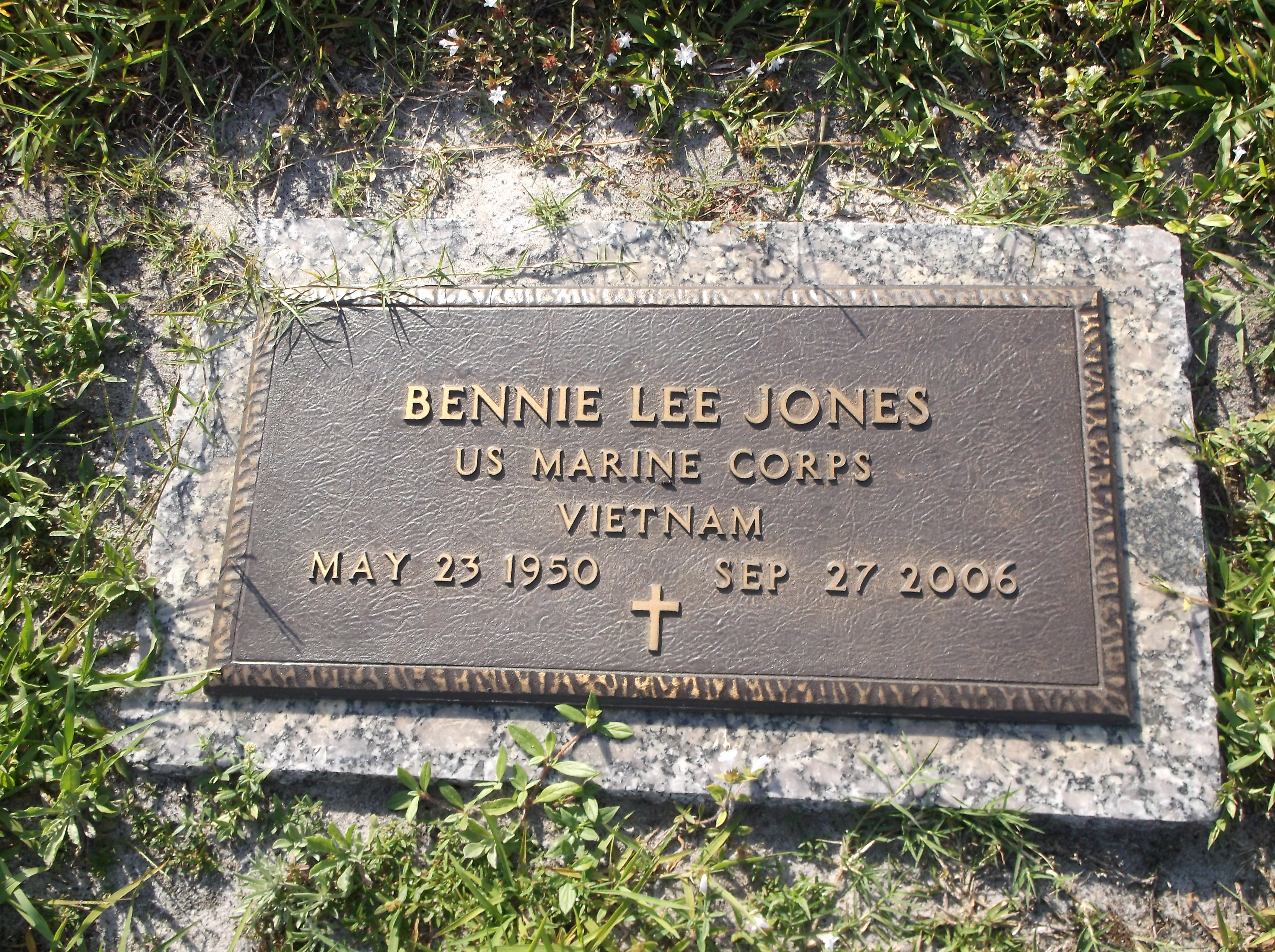 Bennie Lee Jones