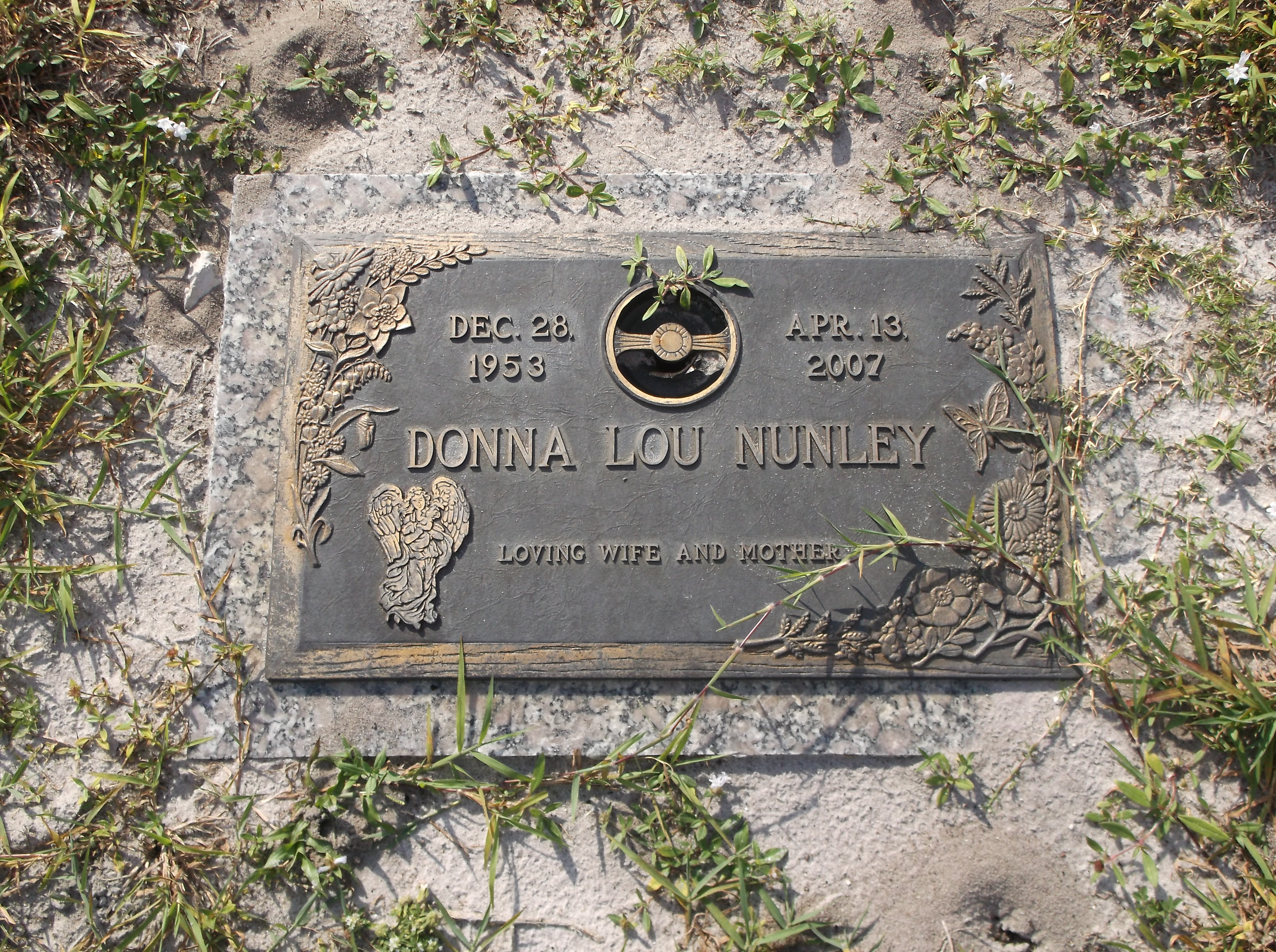 Donna Lou Nunley