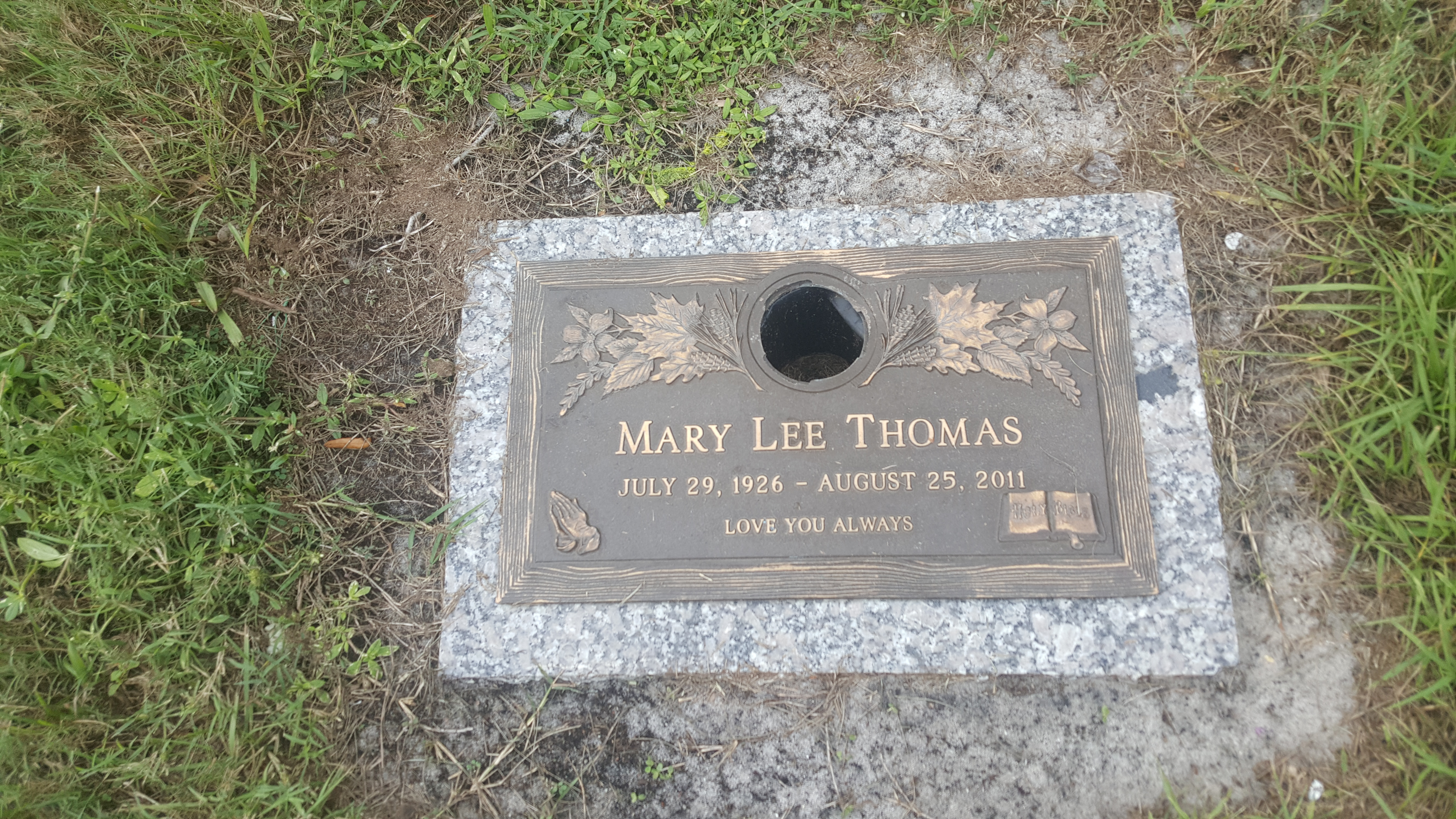 Mary Lee Thomas