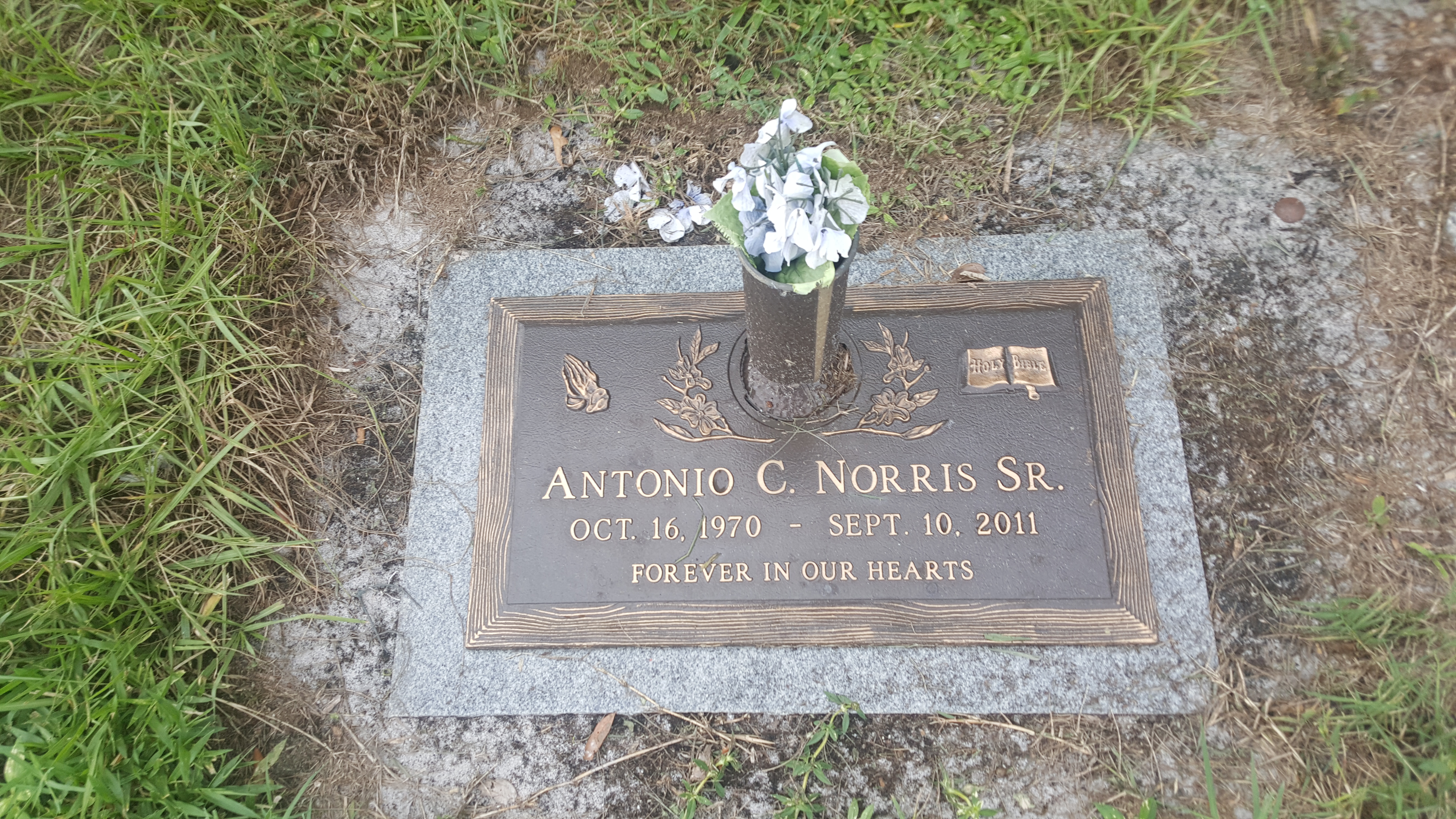 Antonio C Norris, Sr
