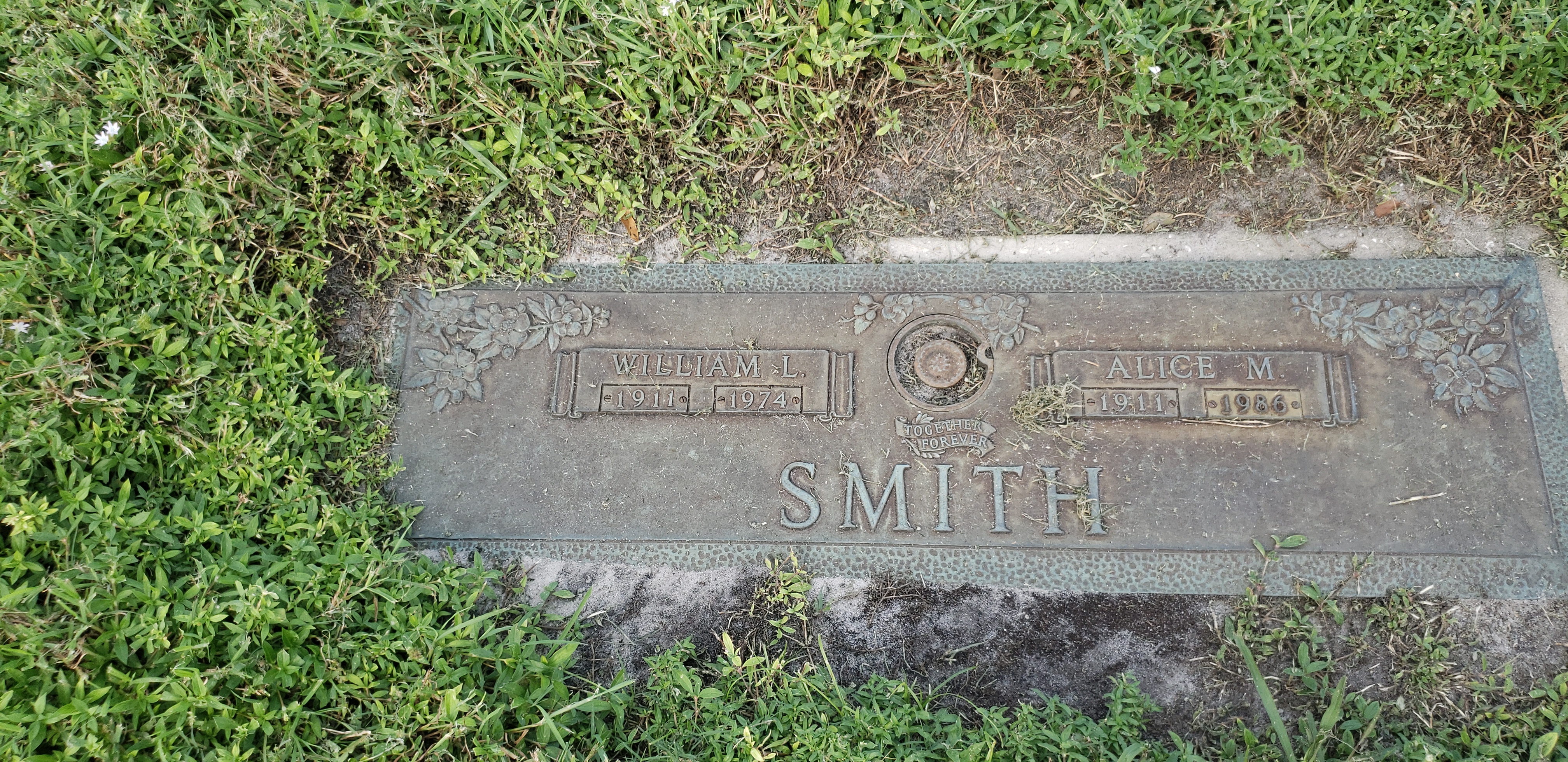 William L Smith