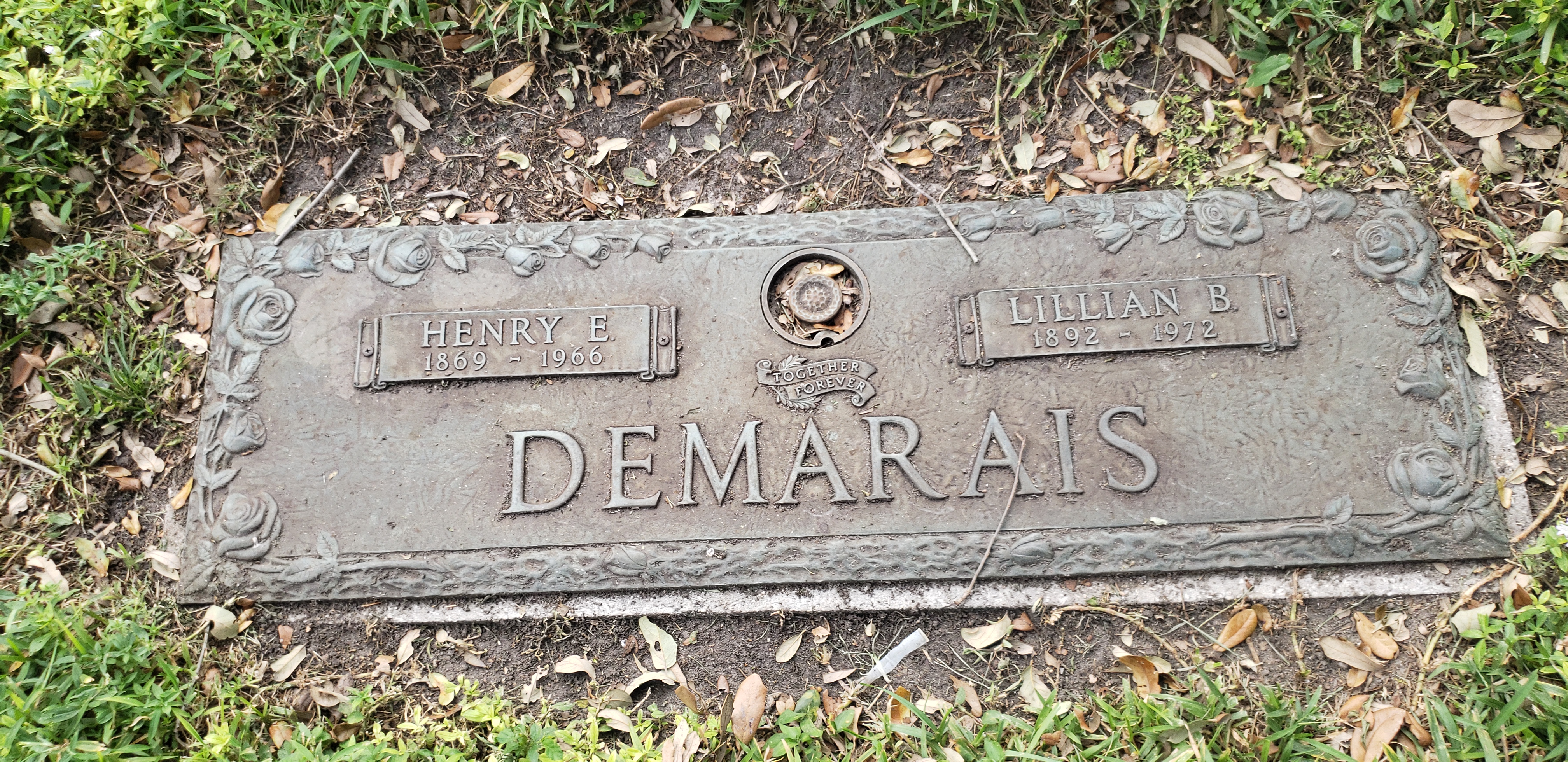 Henry E Demarais