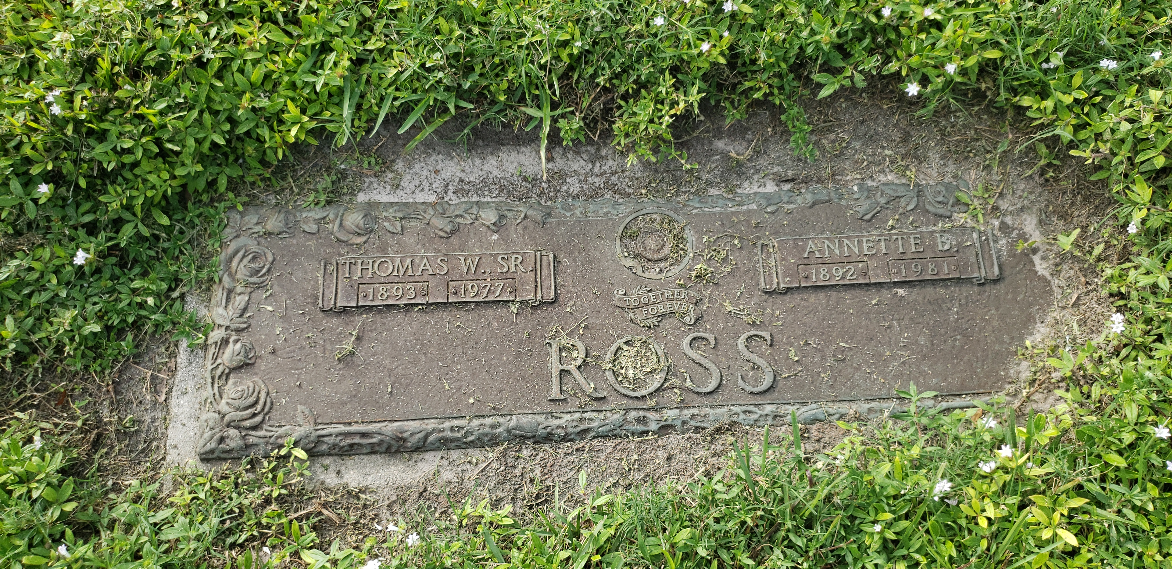 Thomas W Ross, Sr